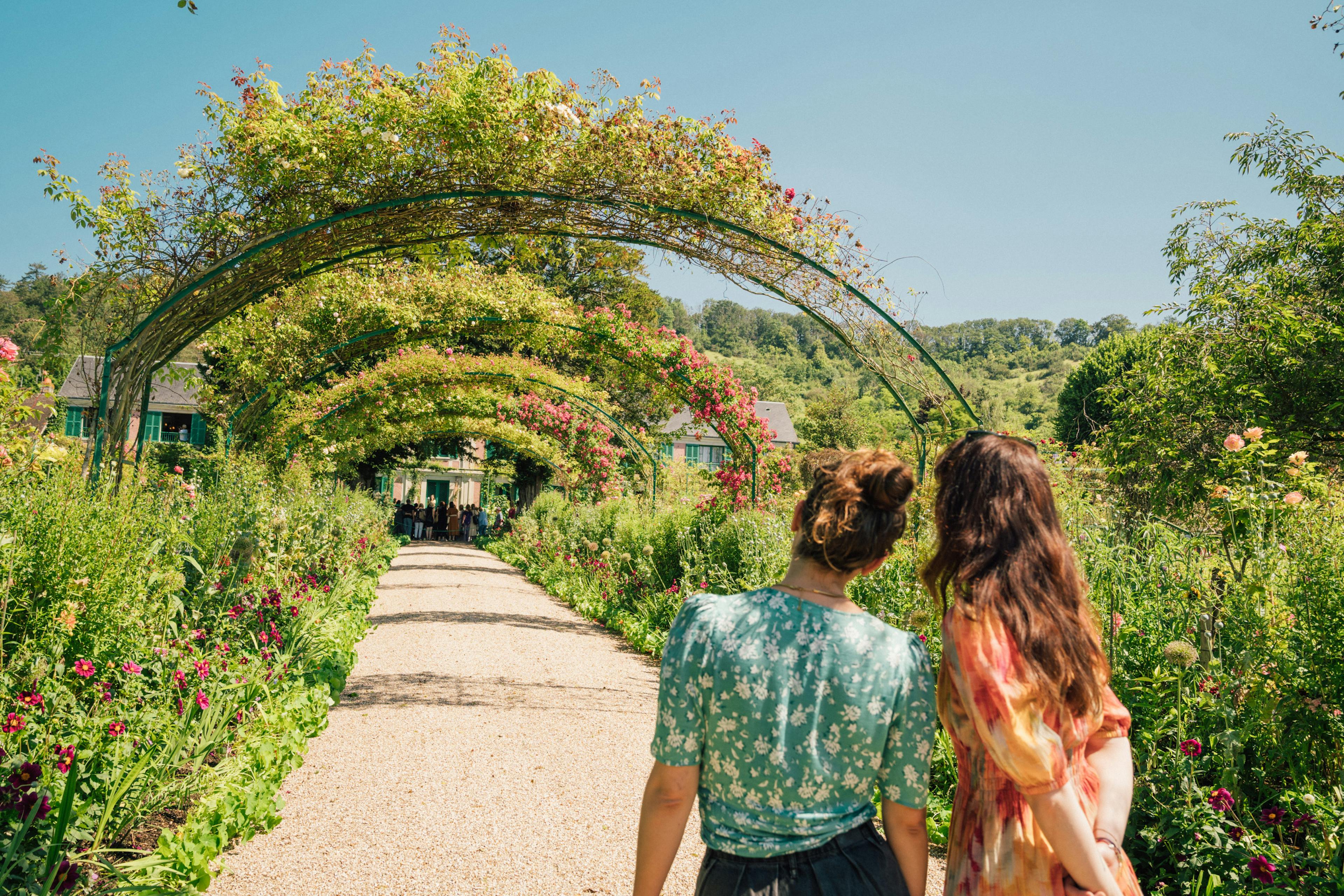 private tours of giverny and versailles - Private Monet's Gardens & Giverny Bike Tour