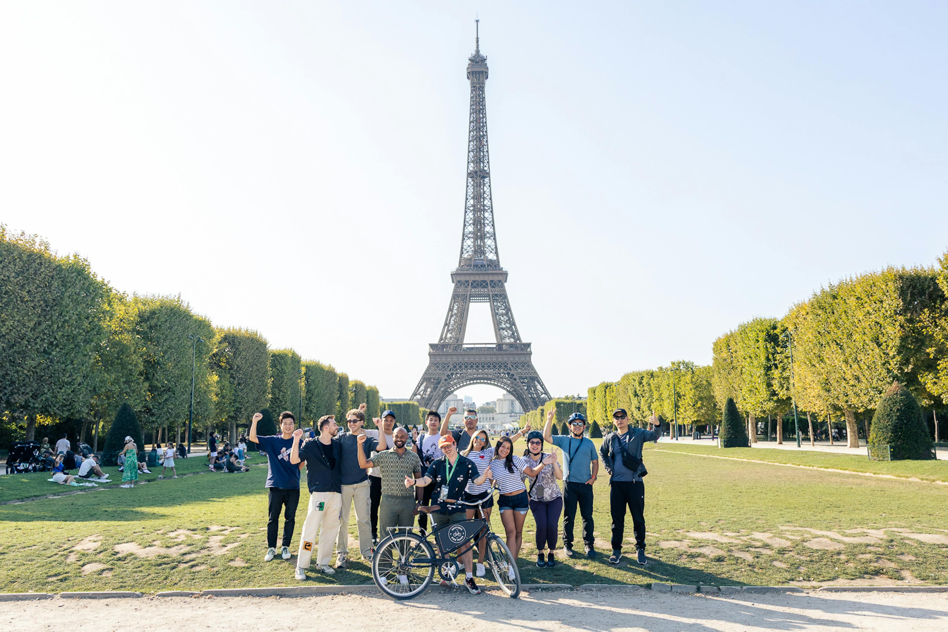 The best of Paris on a highlights bike tour with the Eiffel Tower