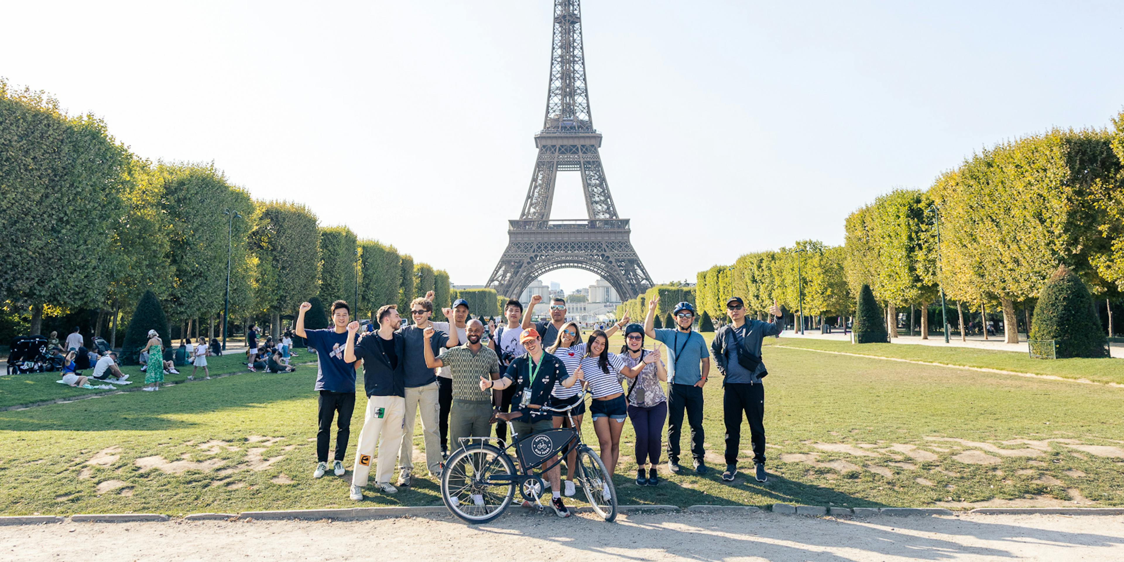 The best of Paris on a highlights bike tour with the Eiffel Tower