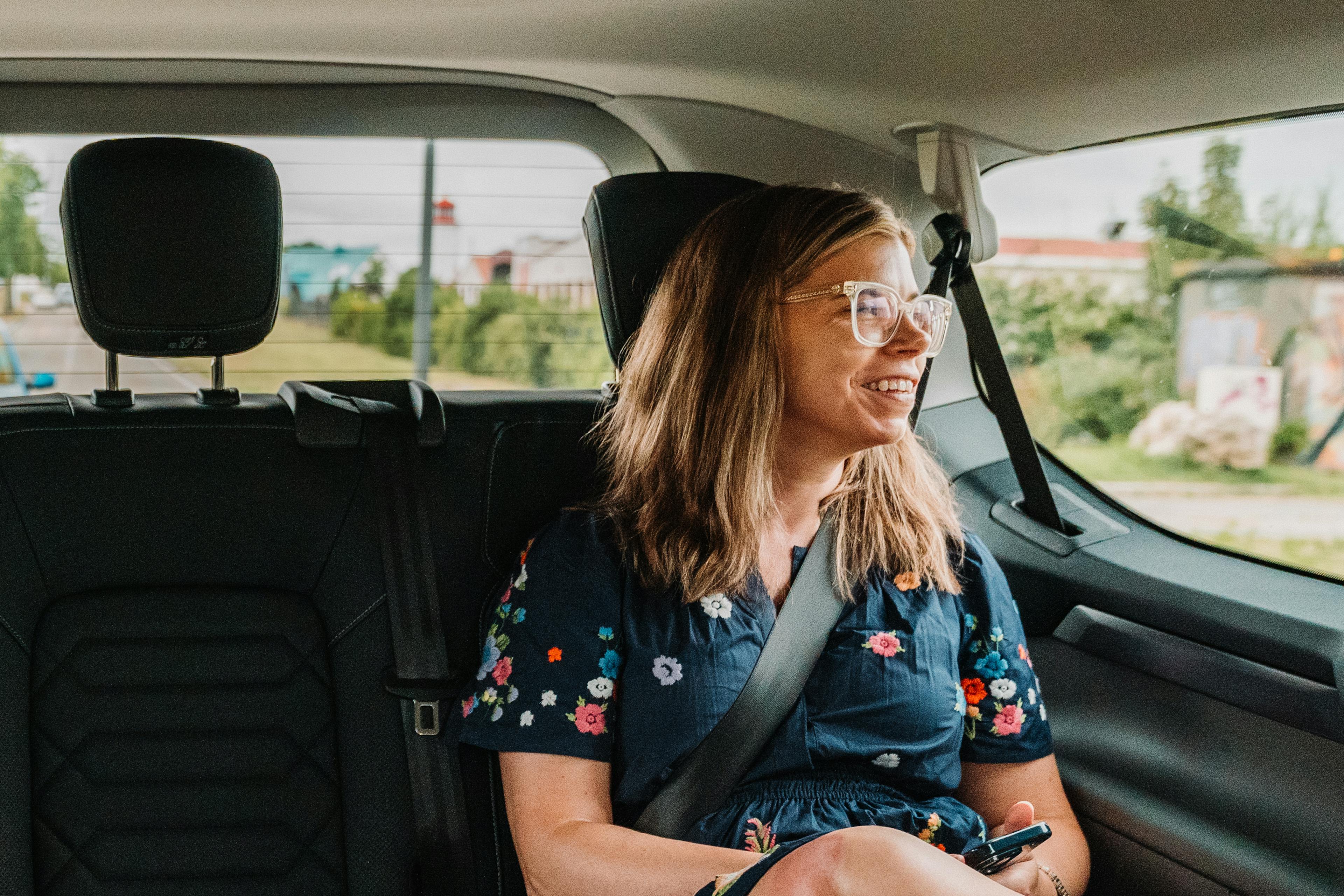 Private Van Transfer Paris to Versailles