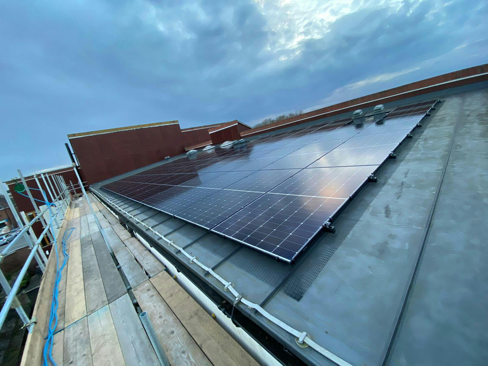 Solar array