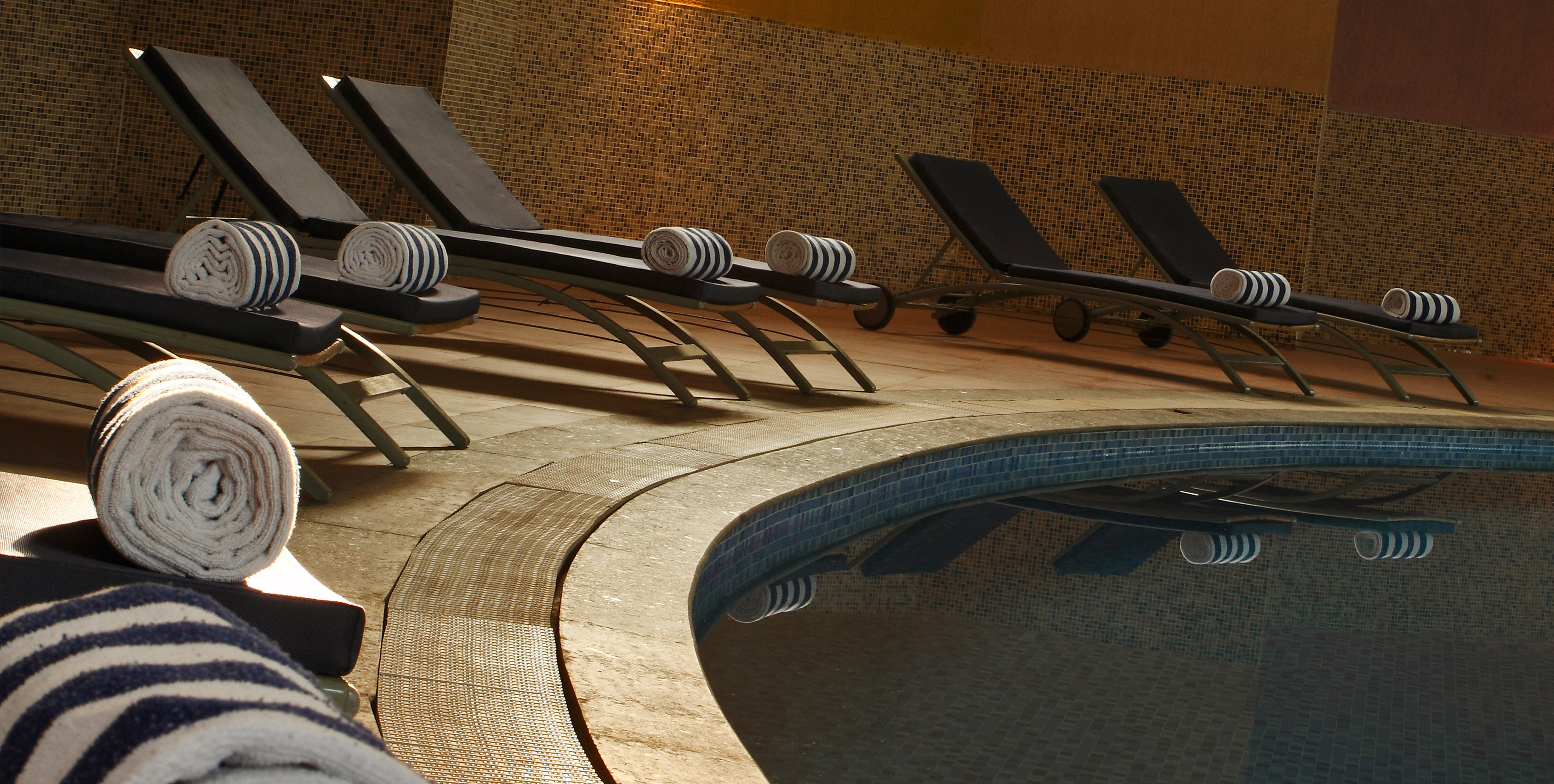 SunCity Club Pool Side Deck