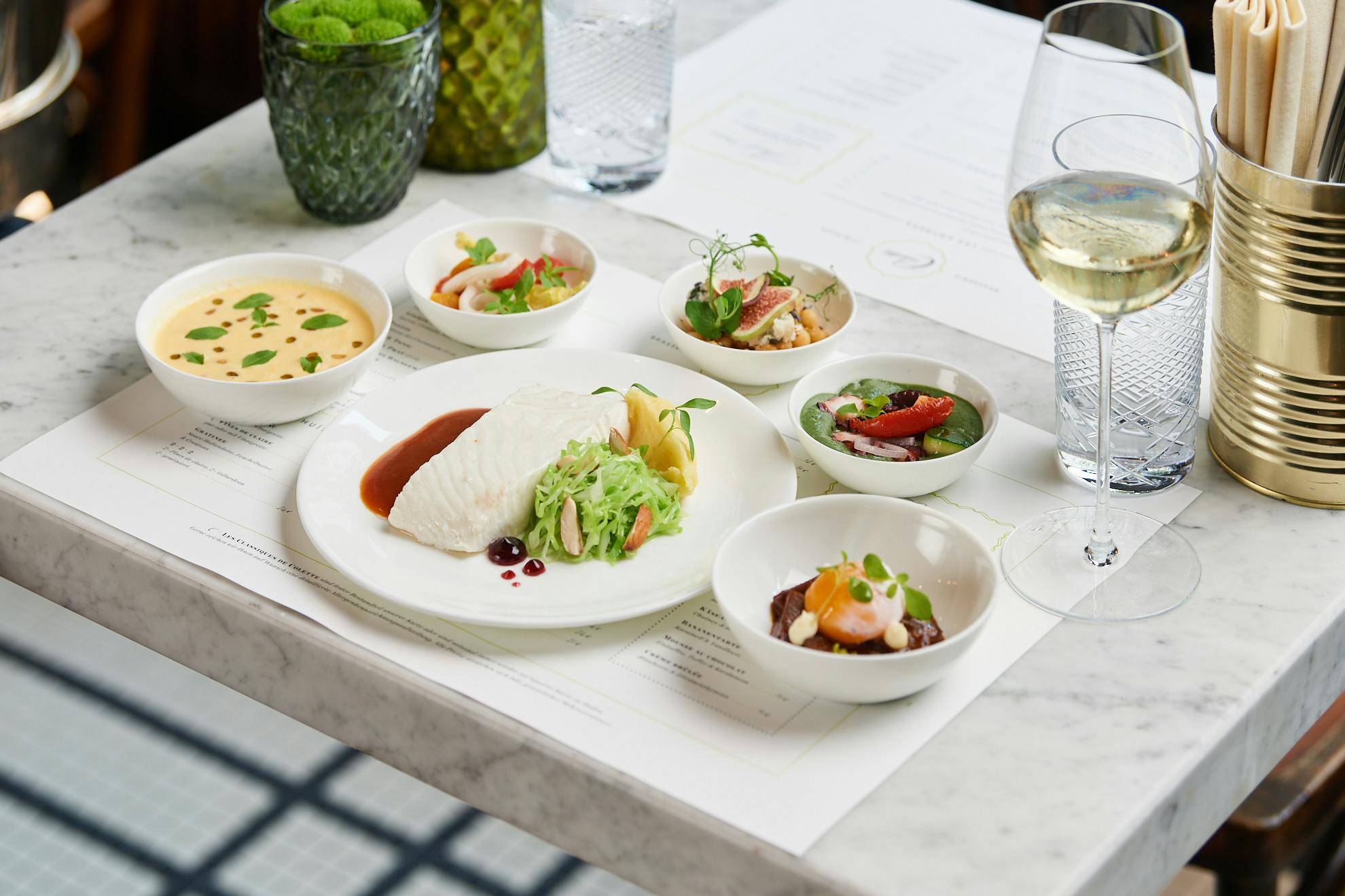 Modern interpretiertes französisches Menü in der Brasserie Colette Tim Raue Berlin
