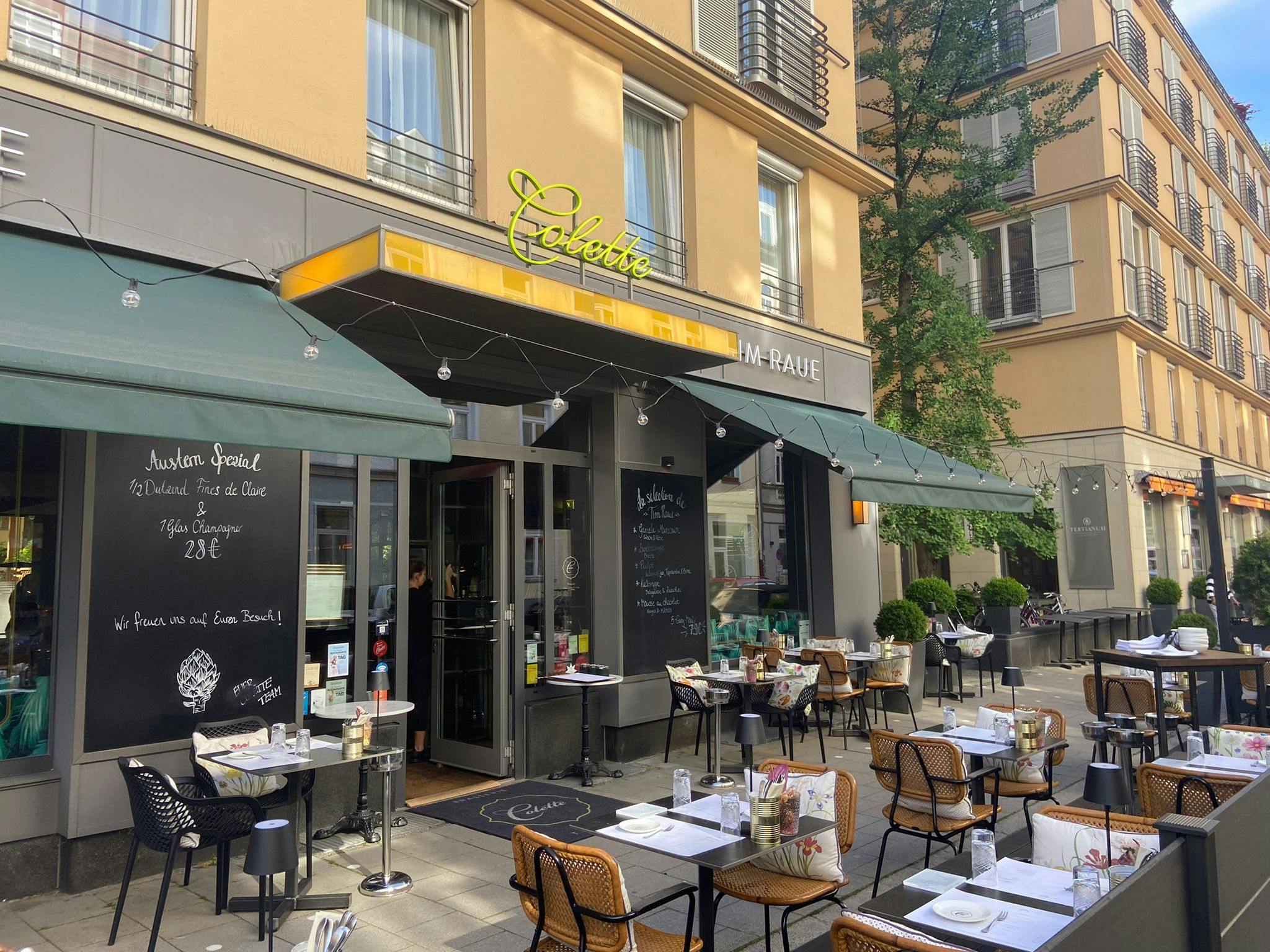 Terrasse der Brasserie Colette München