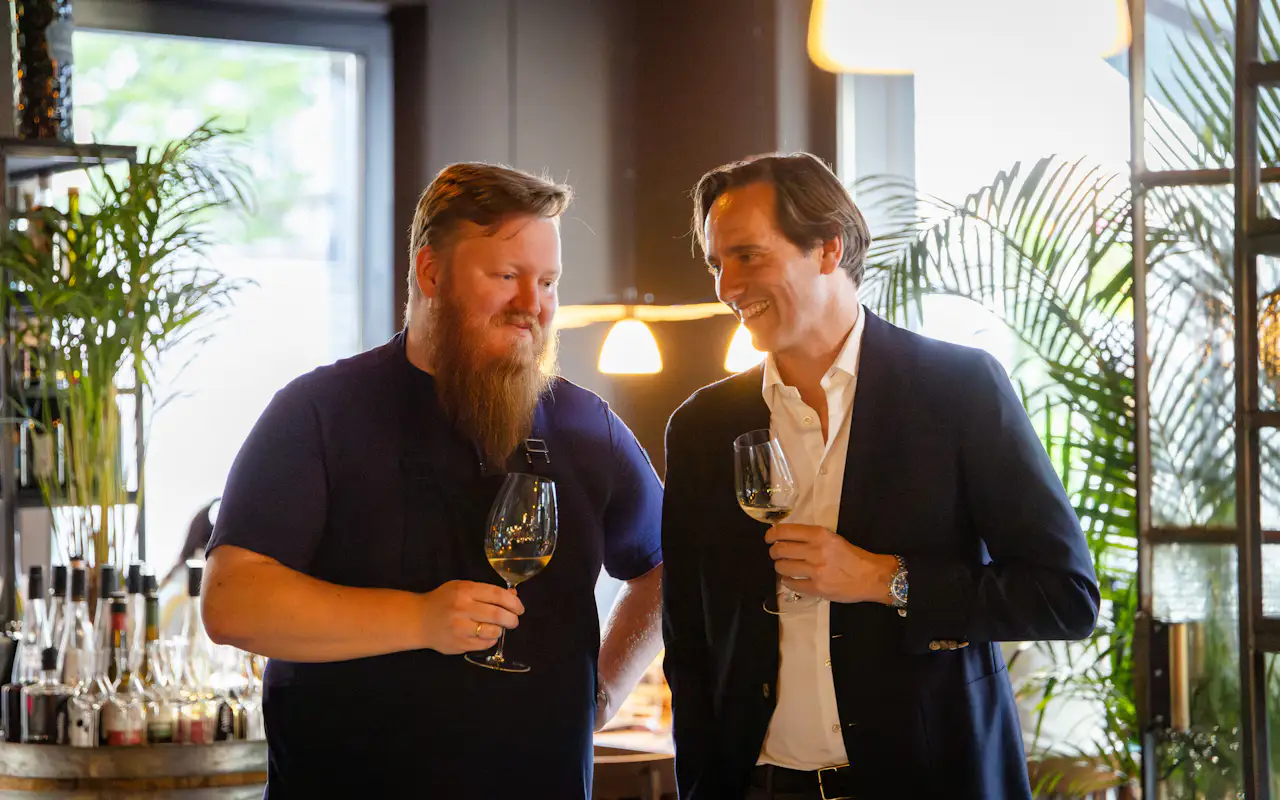 Dominik Obermeier und Jochen Dreissigacker in der Brasserie Colette München