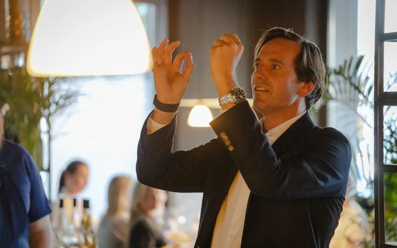 Jochen Dreissigacker in der Brasserie Colette München