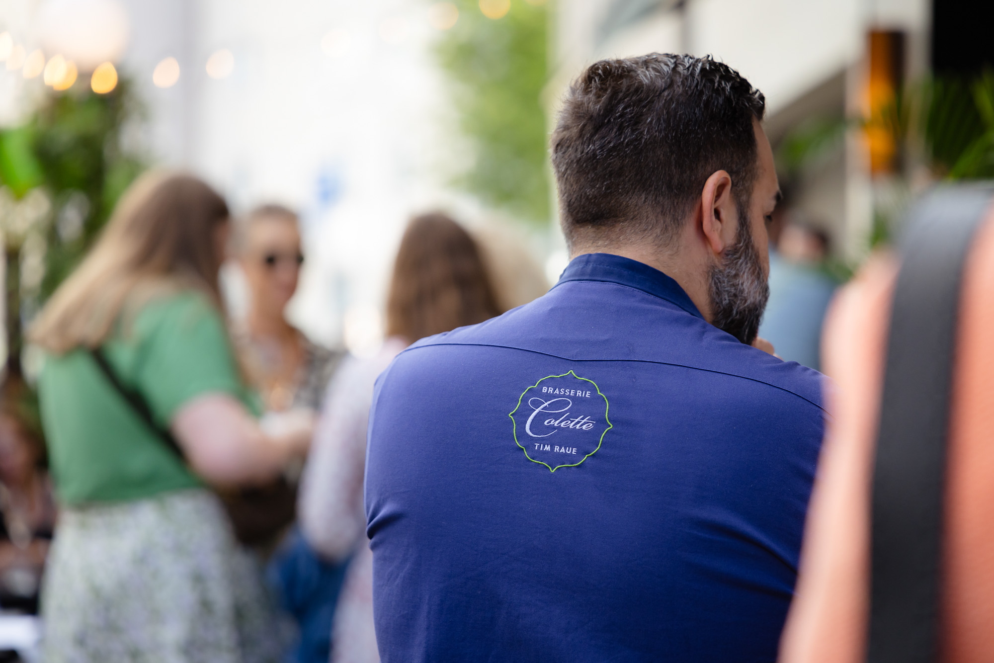Impression beim Event Schatzi Dirndl in der Brasserie Colette