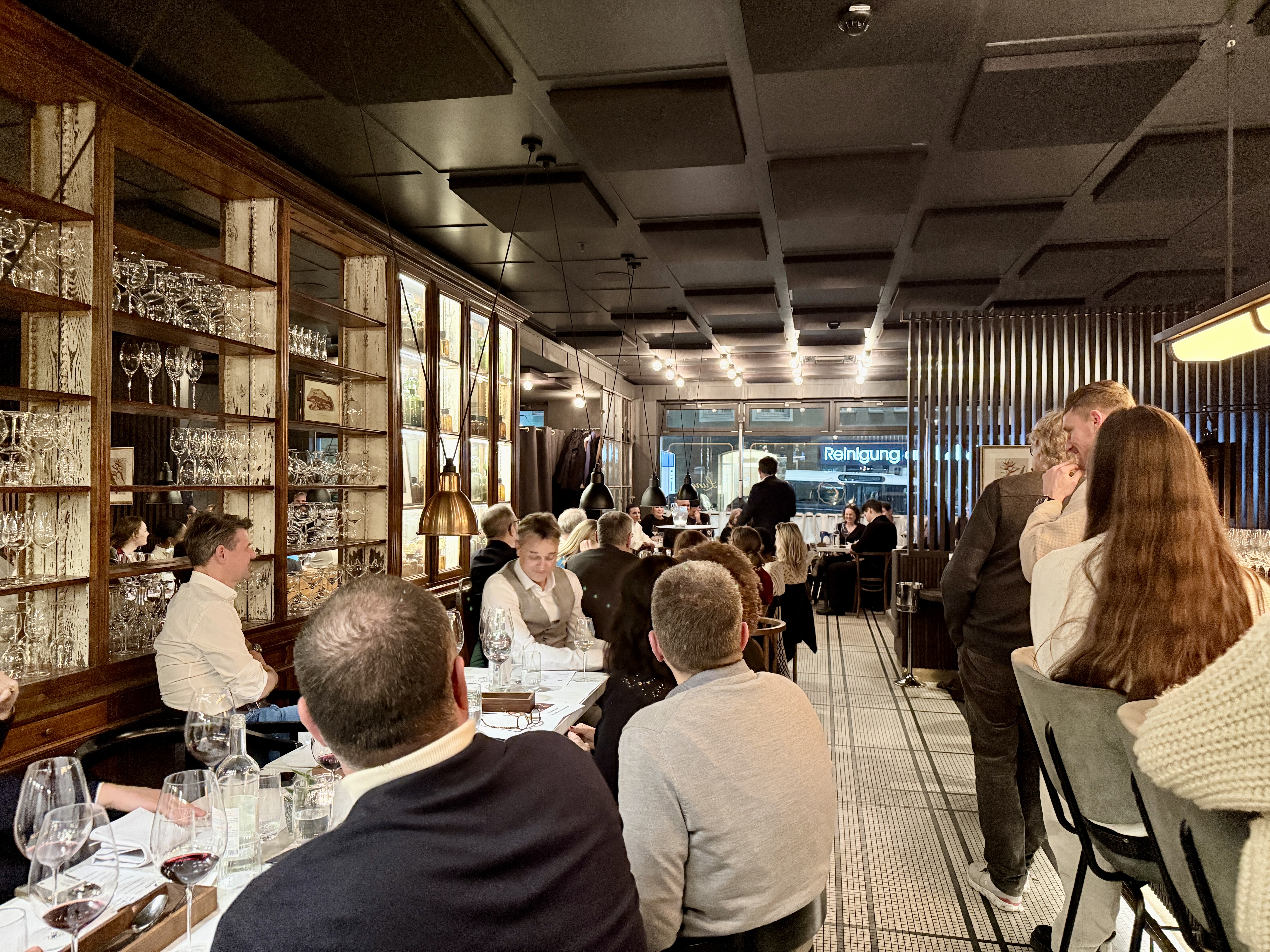 Restaurantbesitzer in der Berliner Brasserie Colette 