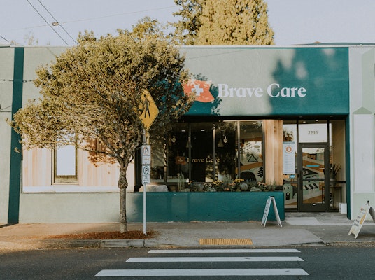 Exterior view of the Sellwood Clinic