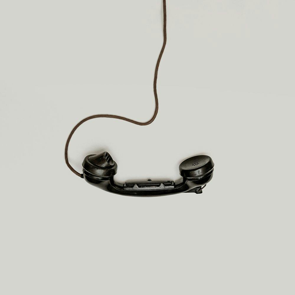 SALES & CUSTOMER SUPPORT