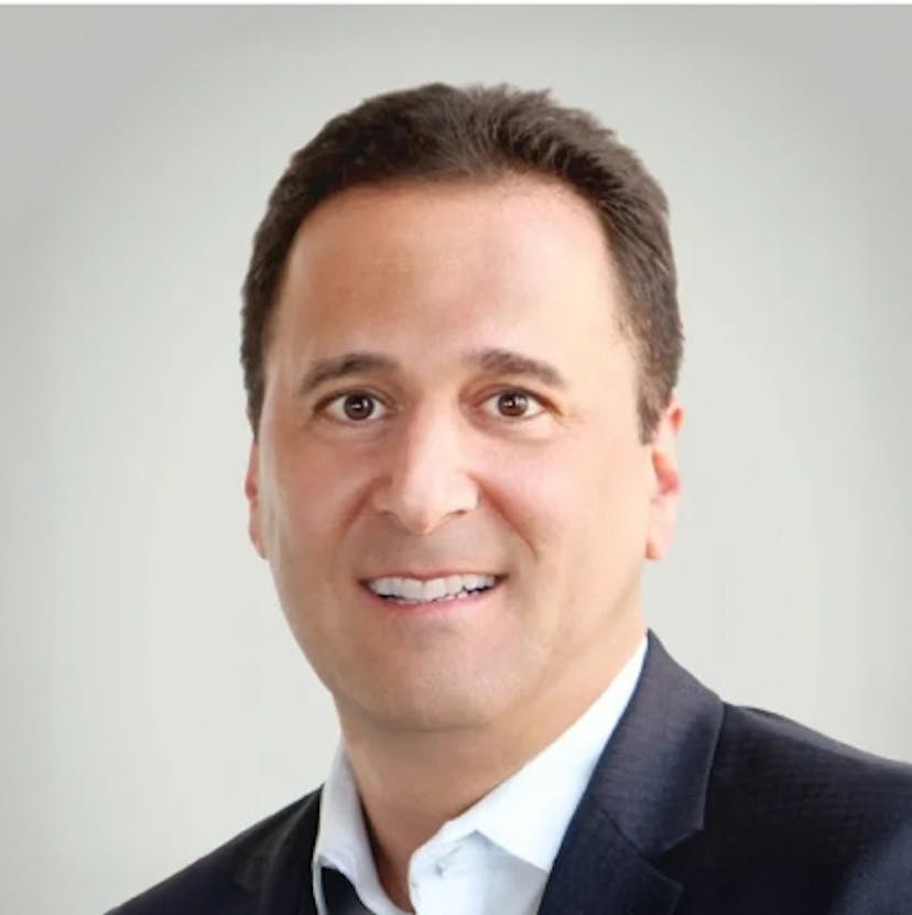 Headshot of Ilan Zipkin