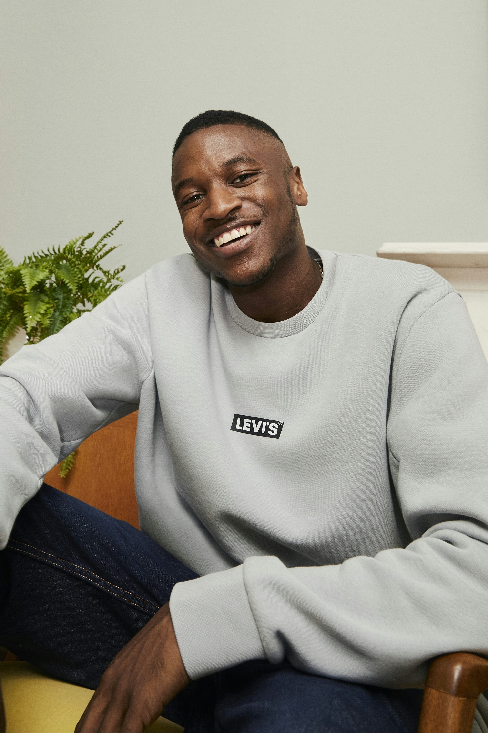 AW21