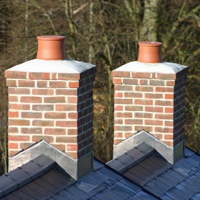 Brick slip chimney
