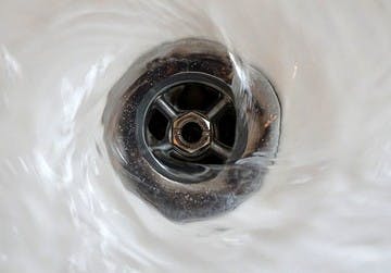 Le rôle essentiel du siphon pour une bonne évacuation - Le premier des  plombiers !