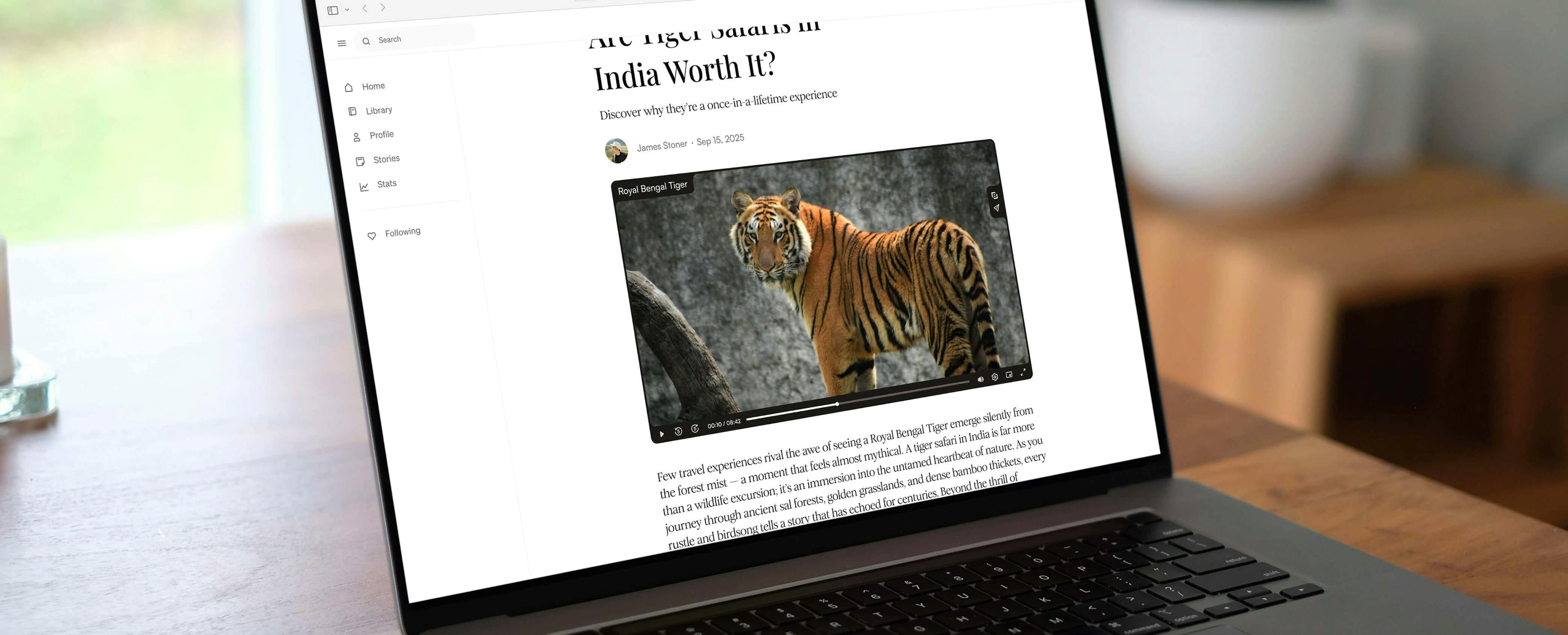 Imgage of the Brightcove player, used into a laptop mockup