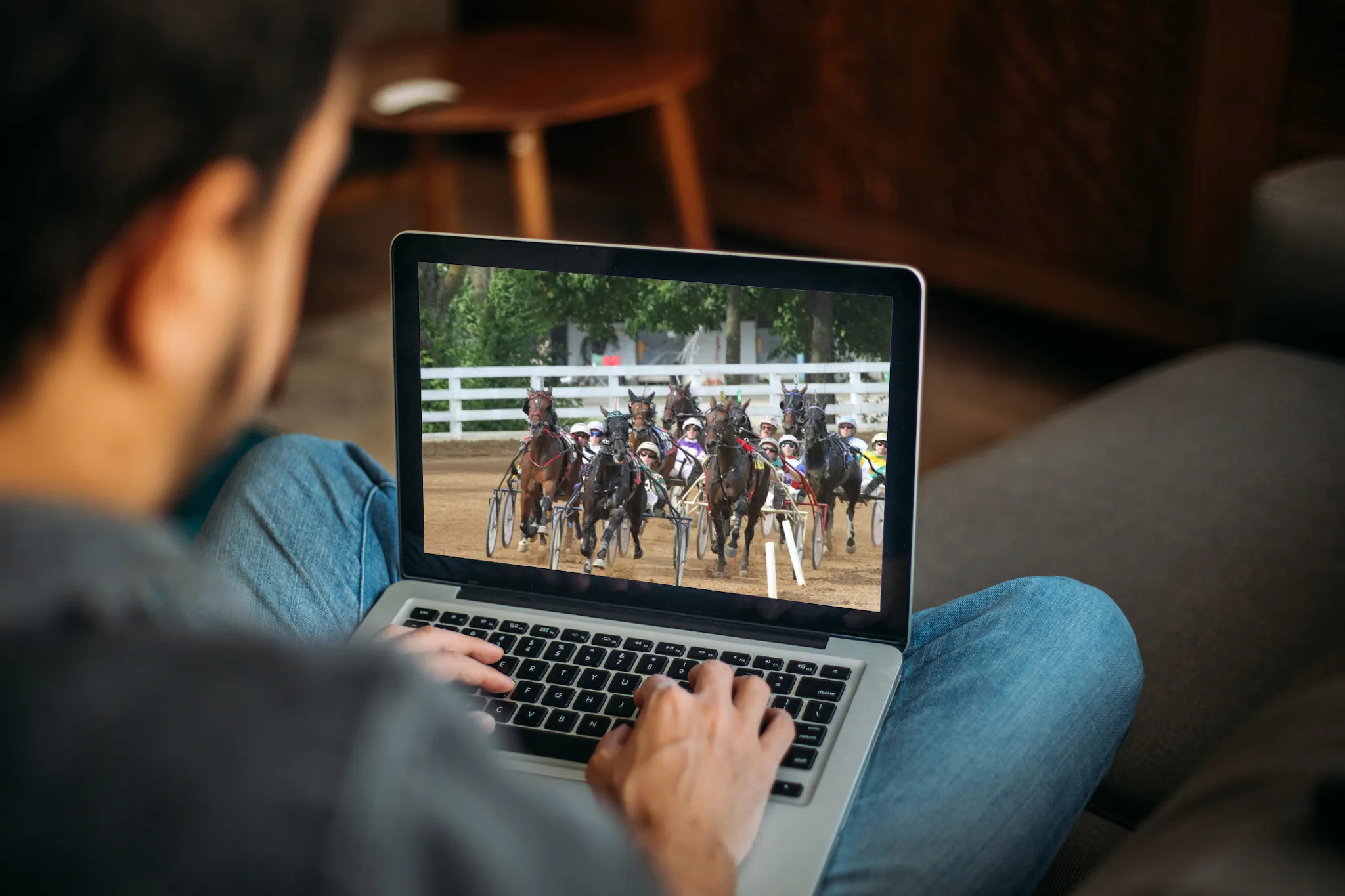 COMMENT HARNESS RACING VICTORIA A AUGMENTÉ SON AUDIENCE DE 52% EN 6 MOIS