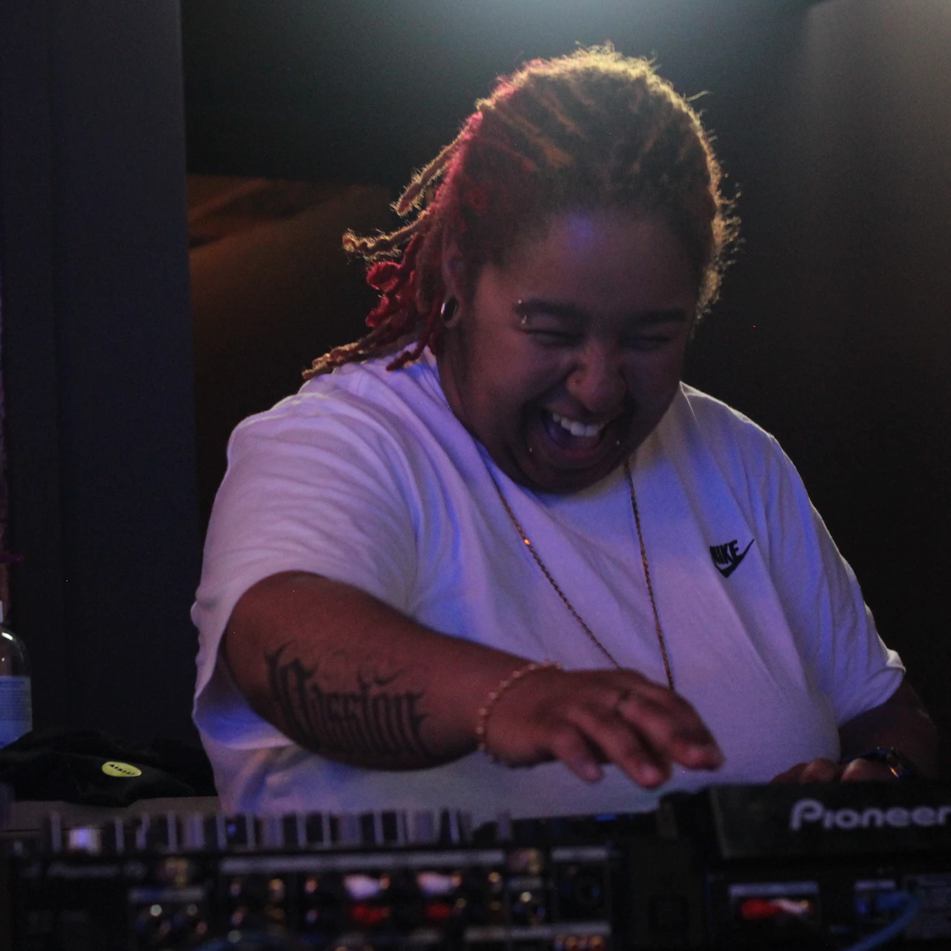 Fiyahdred on the decks.