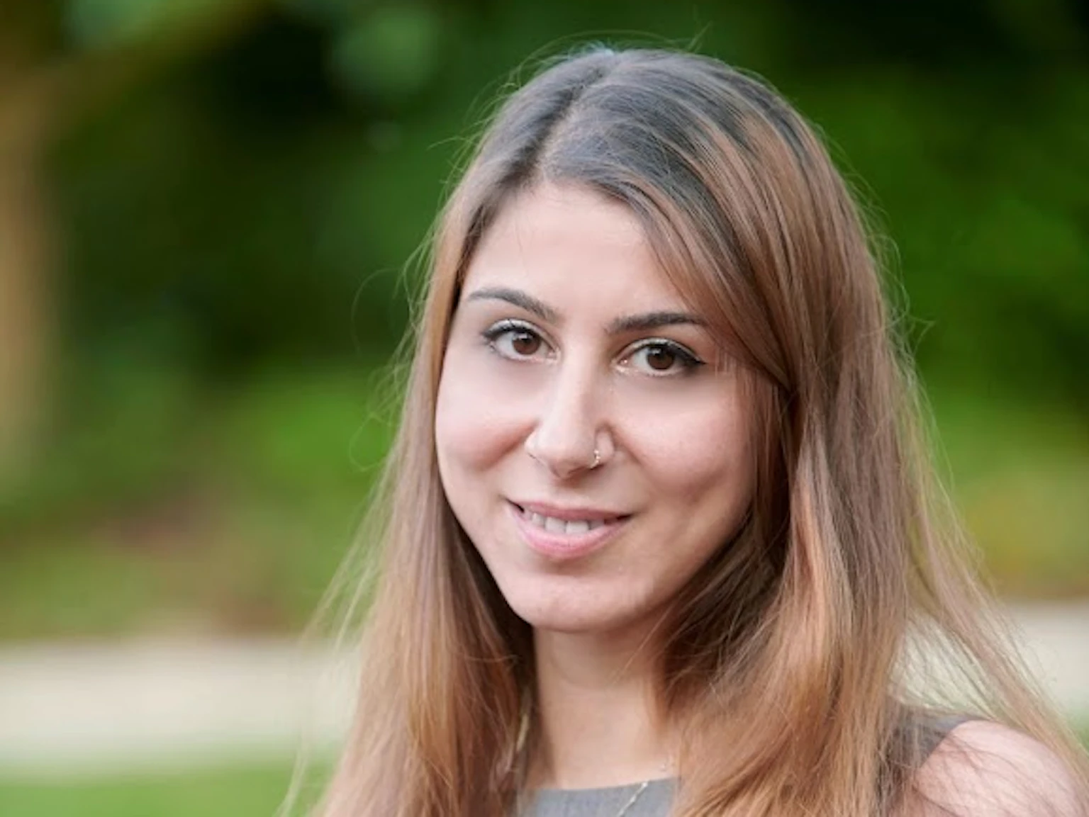 Headshot of Dr Roaa Ali