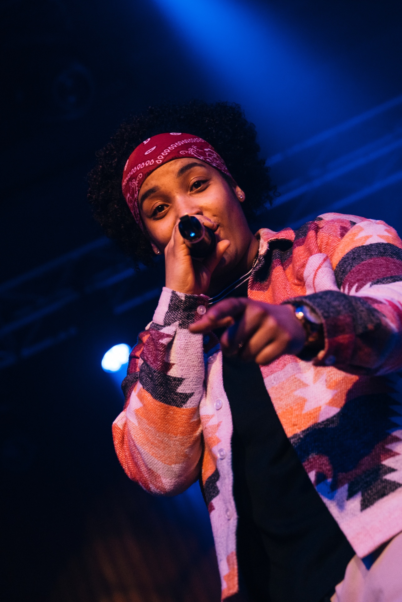 FREEQUENCY3 performing.