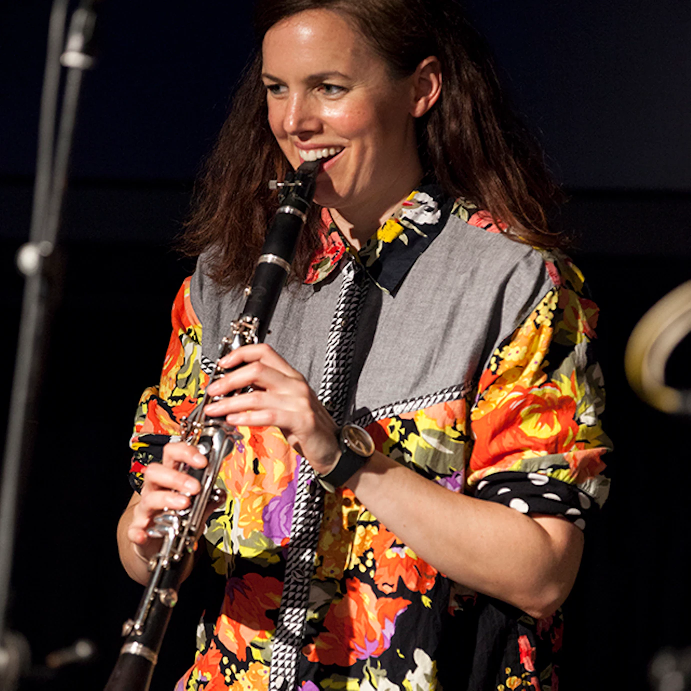 Anna Meredith playing clarinet.