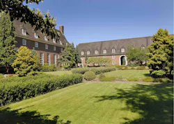 Sidcot School grounds