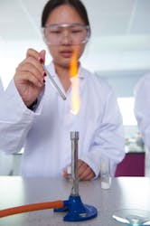 Abbey College Cambridge science class