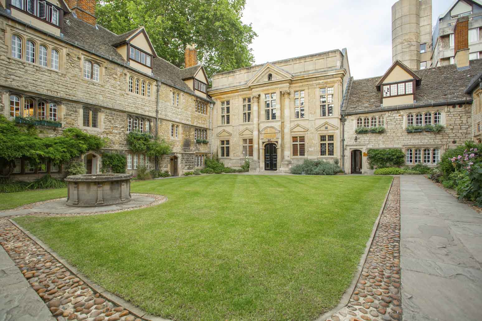St Edmund Hall, Oxford 