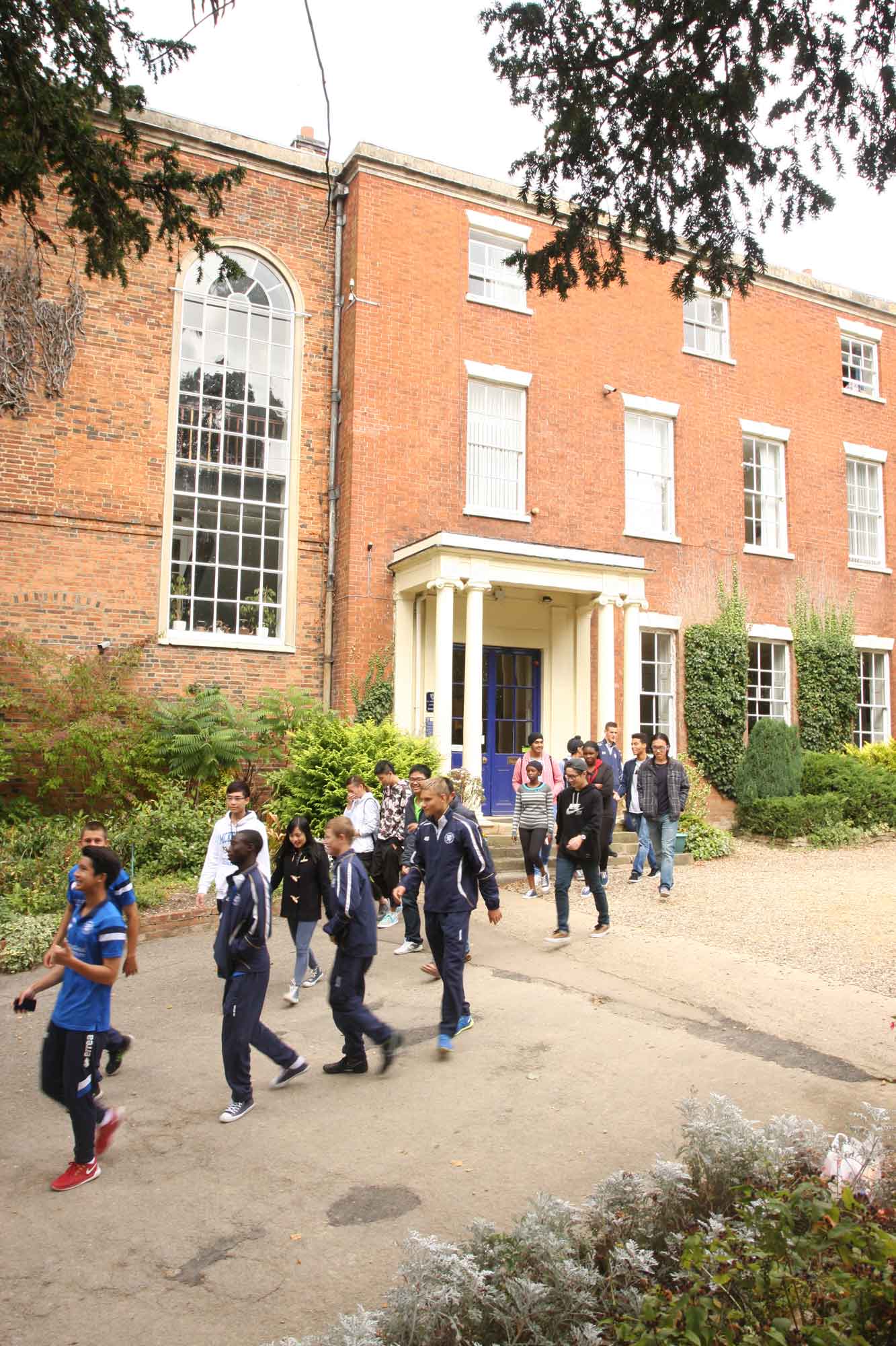 Brooke House College students