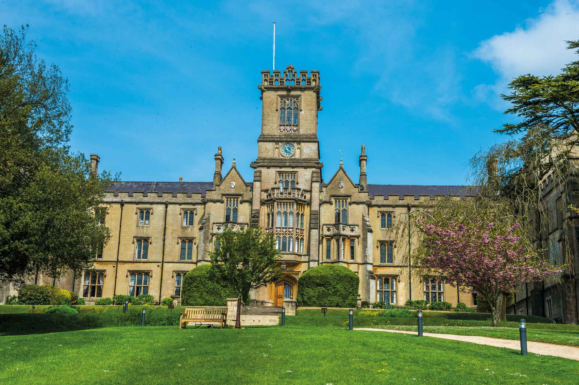 Kingswood School UK Guardianship & Admissions Bright World Guardianships