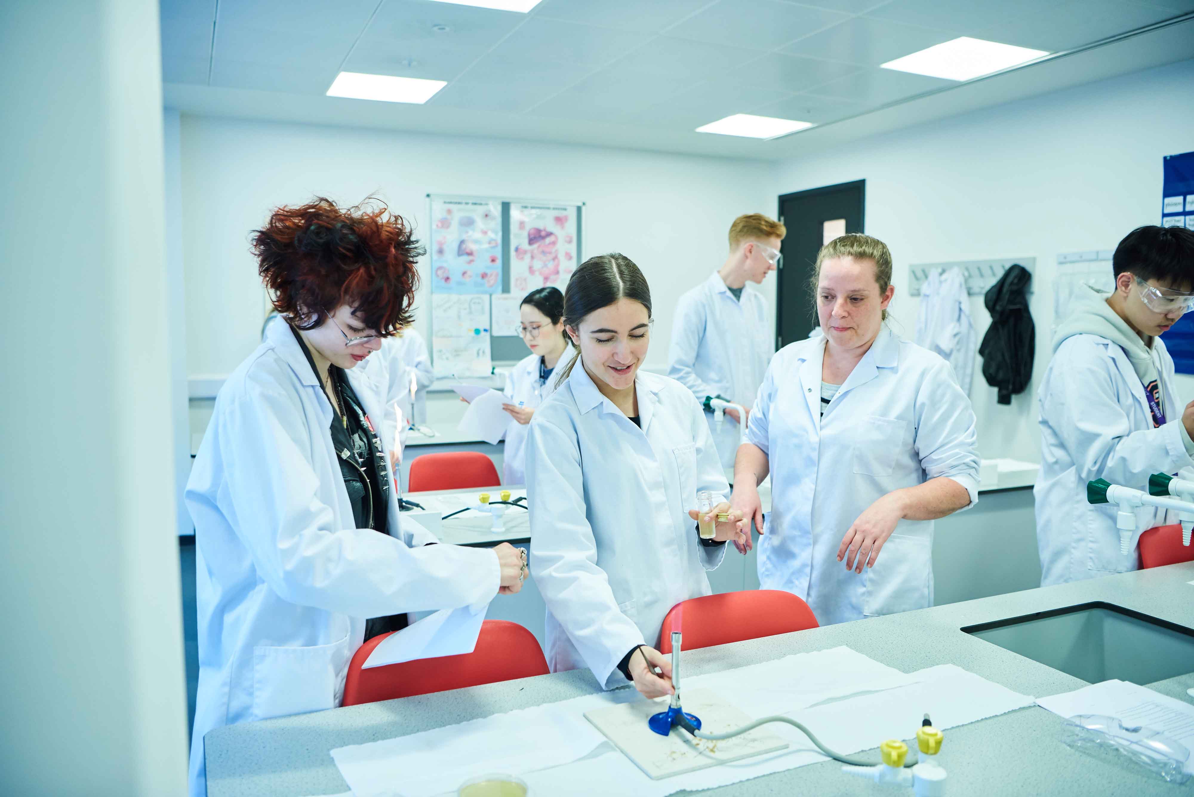 DLD College science lesson