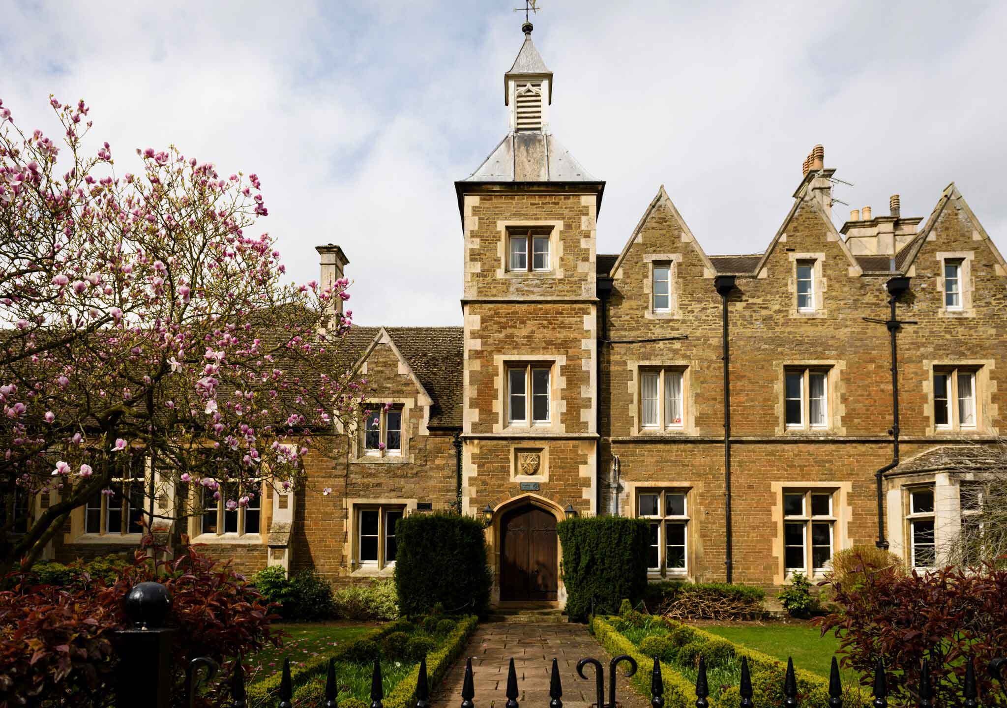 Oakham School UK Guardianship & Admissions Bright World Guardianships