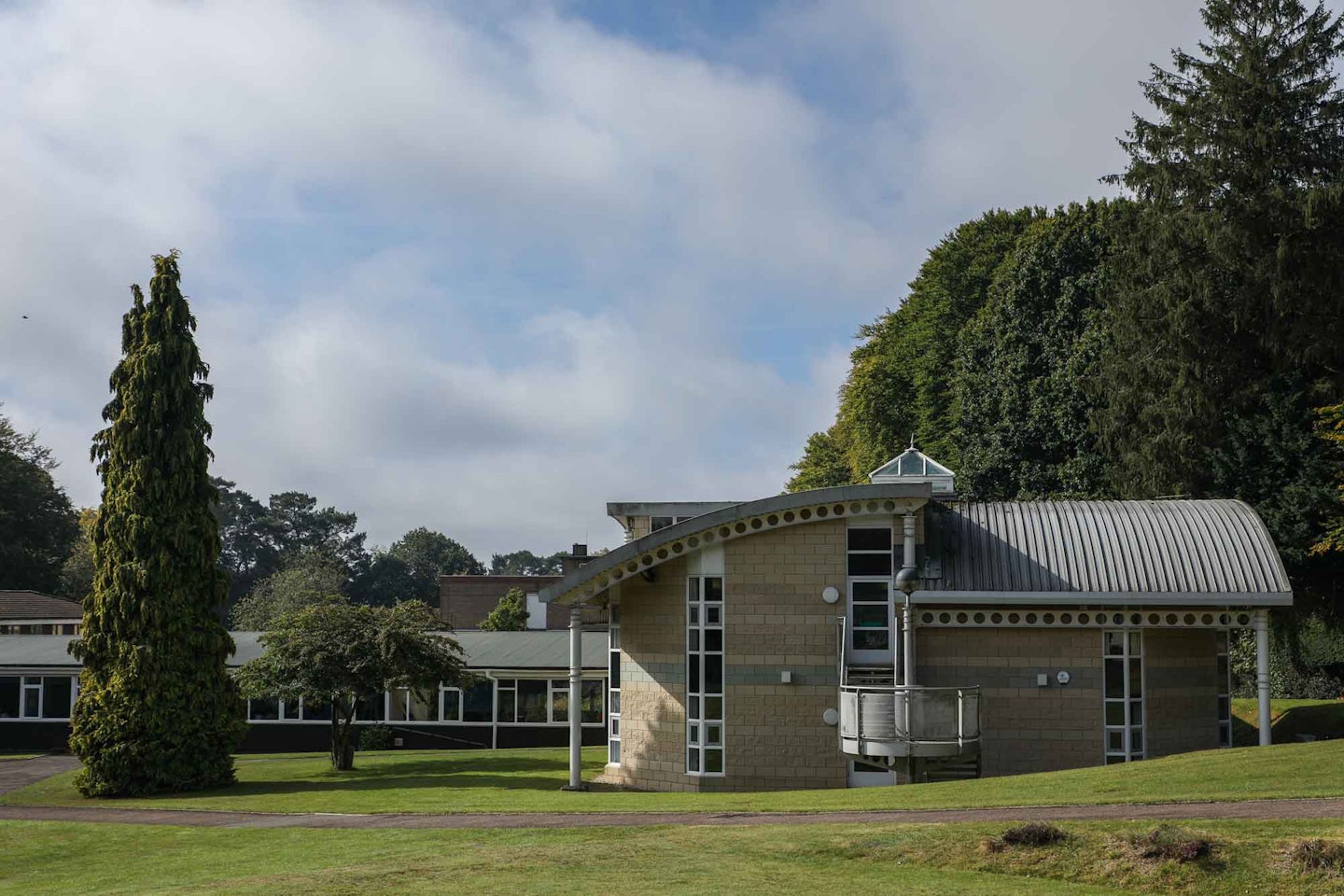 The Royal School Haslemere grounds