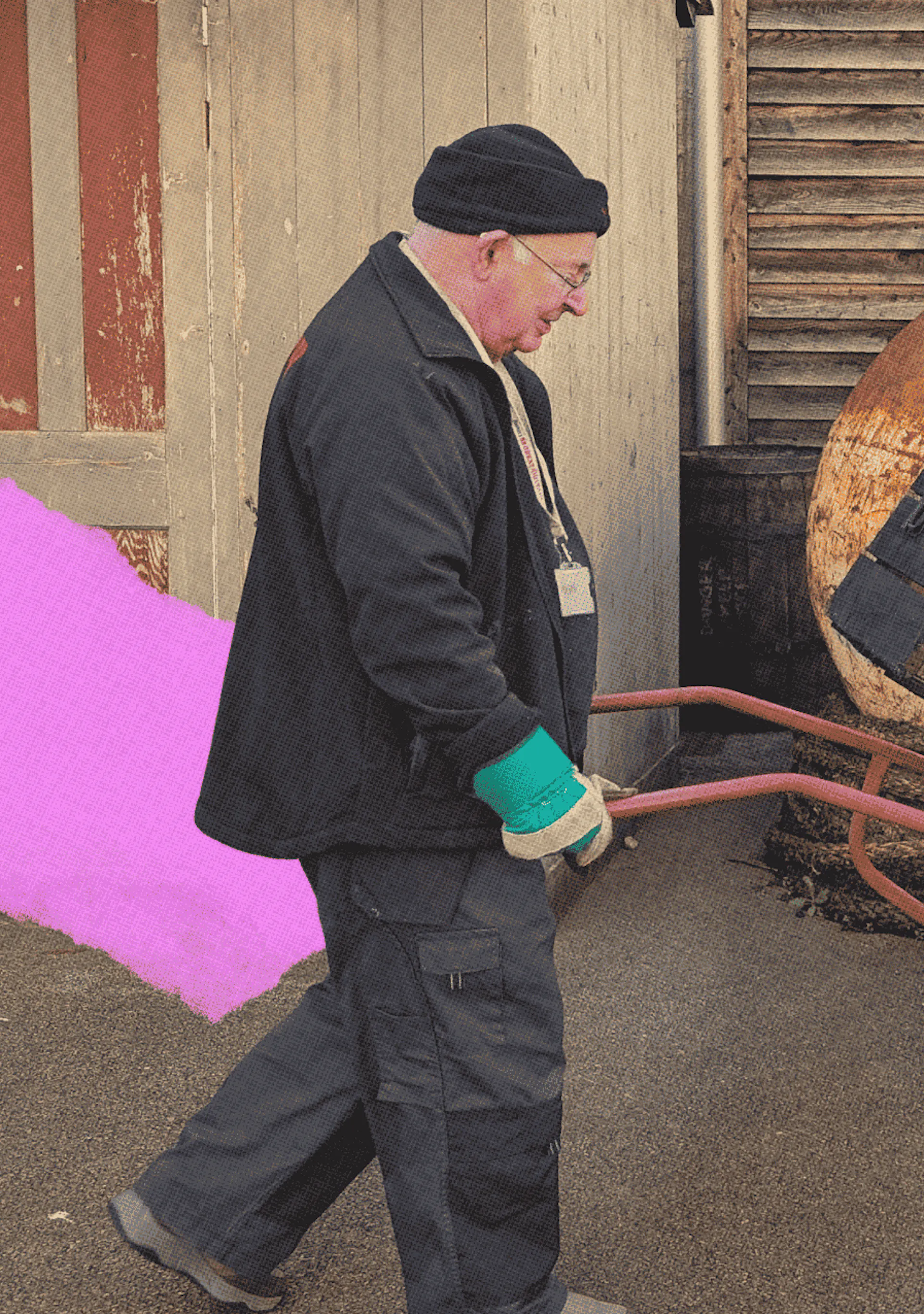 A volunteer hard at work at Bristol Dockyards