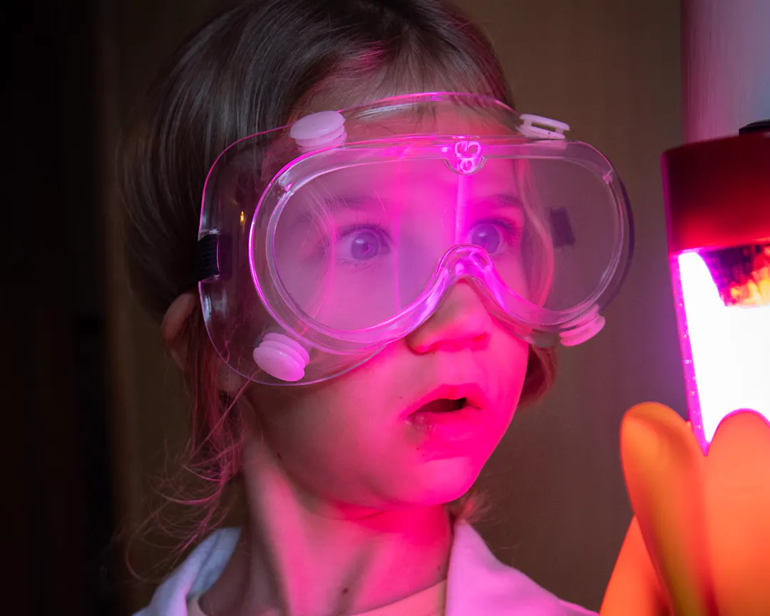 Children enjoying Ma-ad Science Mayhem at Bristol Dockyards