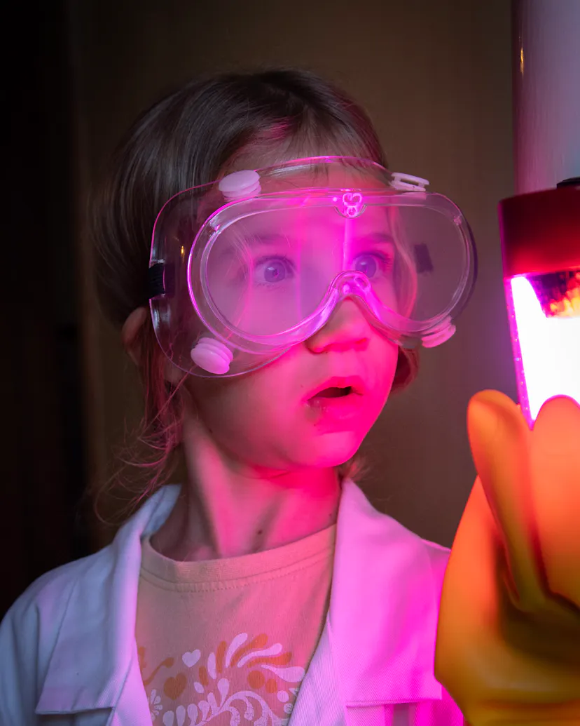 Children enjoying Ma-ad Science Mayhem at Bristol Dockyards