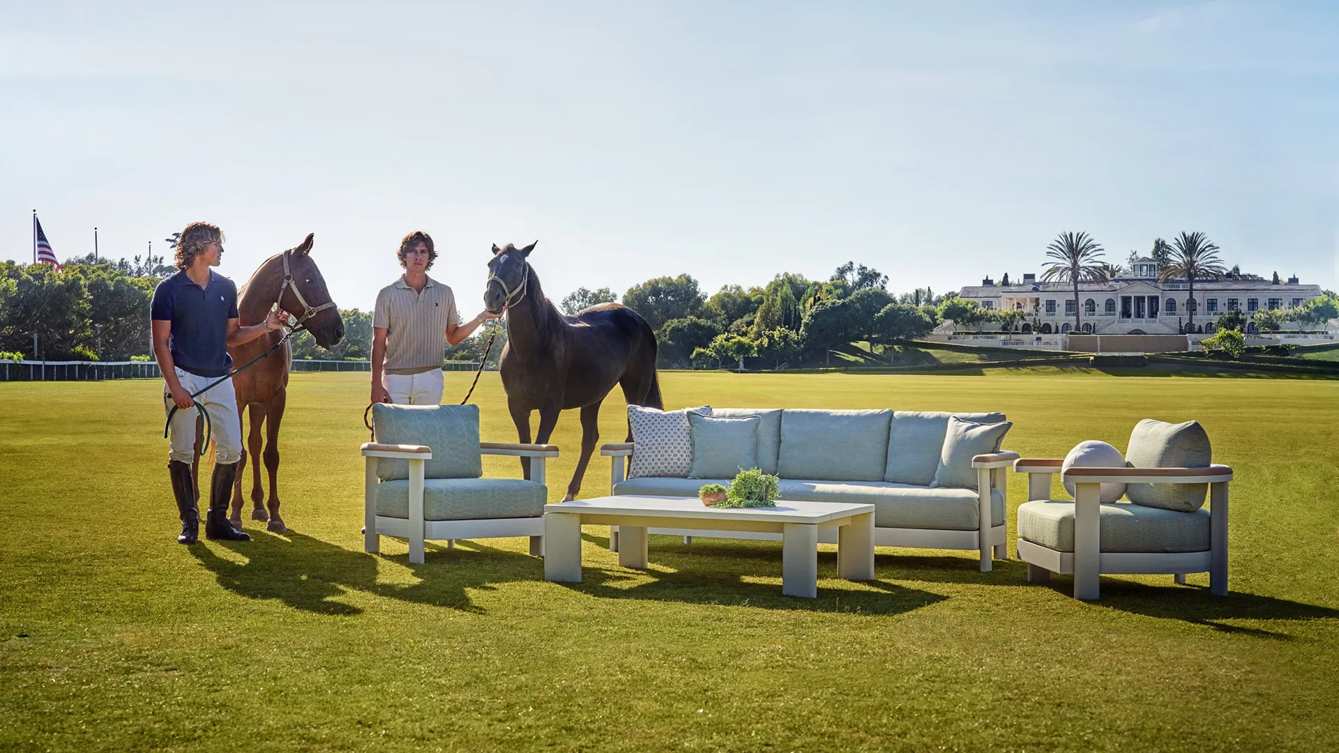 その他 luca station Luca Collection - Elegant Outdoor Seating - Brown Jordan - Brown