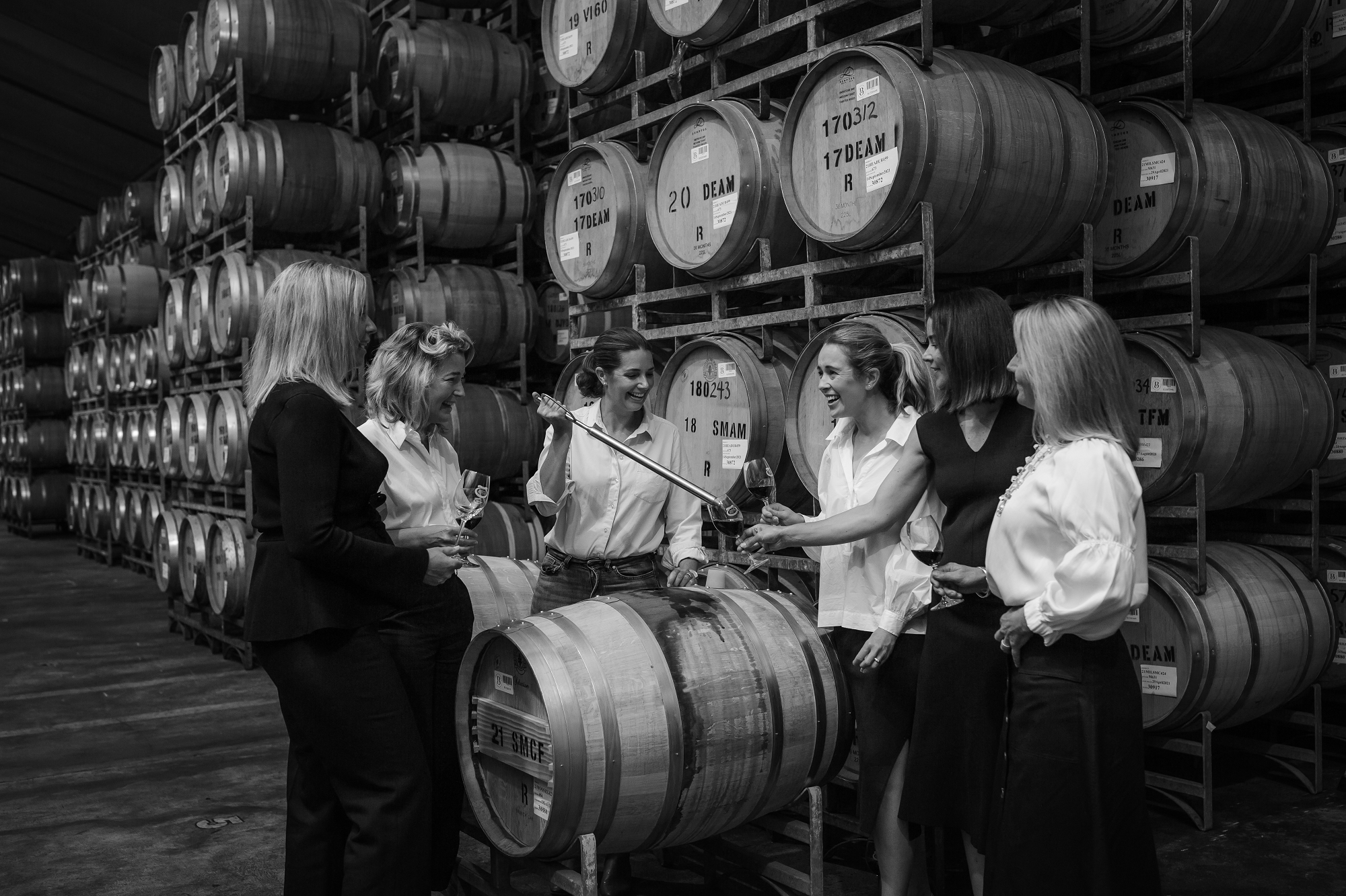 b&w photo of 4th generation Brown girls (L-R: Eliza, Angela, Katherine, Emma, Caroline, Cynthia)