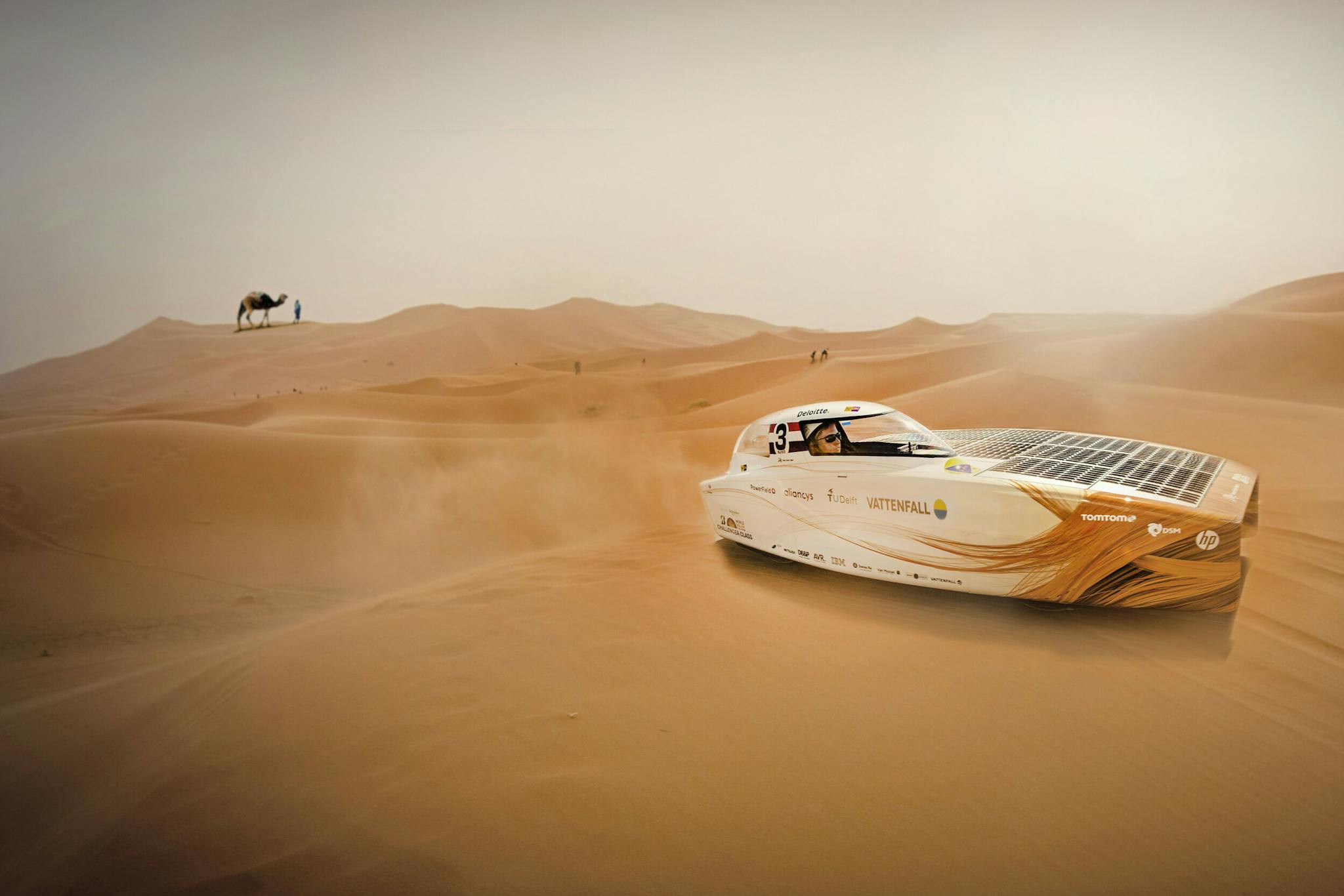 Vattenfall Solar Team racet tegen wereldtop in Marokko, als coronapandemie dat toelaat [NL]