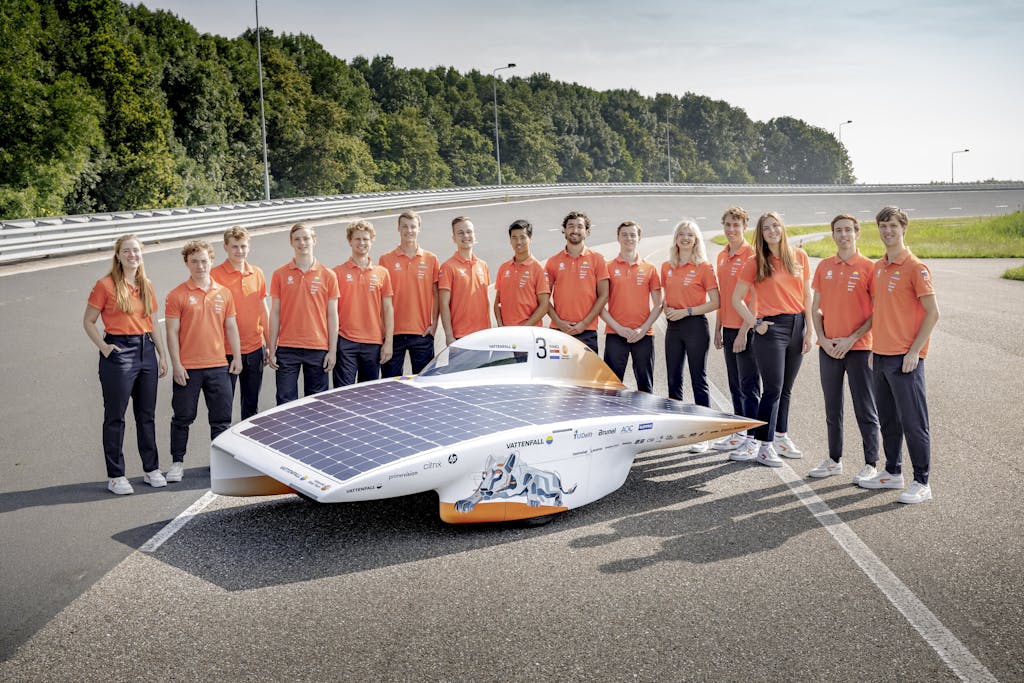 Vattenfall Solar Team presenteert ‘Picasso onder de zonnewagens’ Nuna11