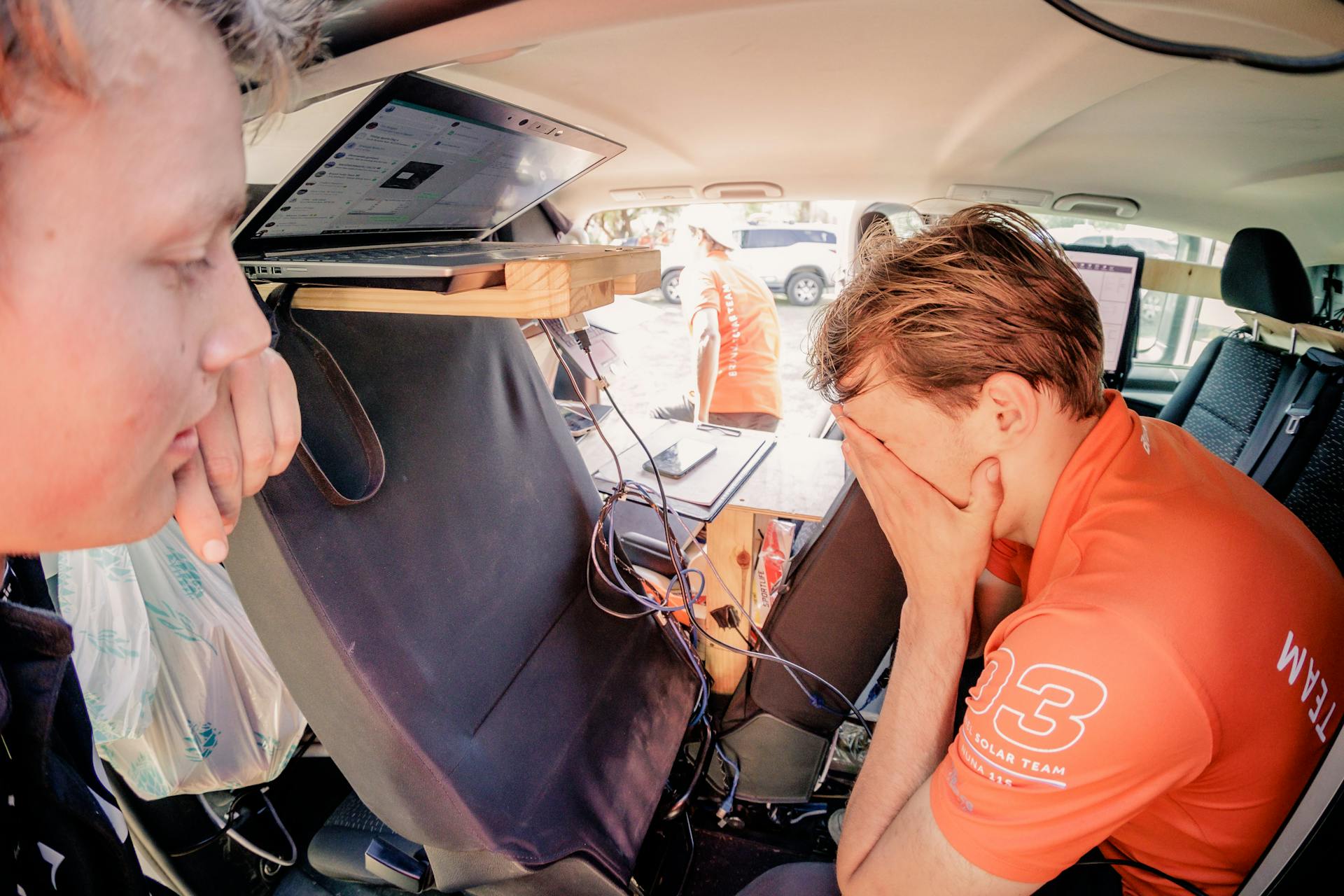 Stategist Remco having a stressful time