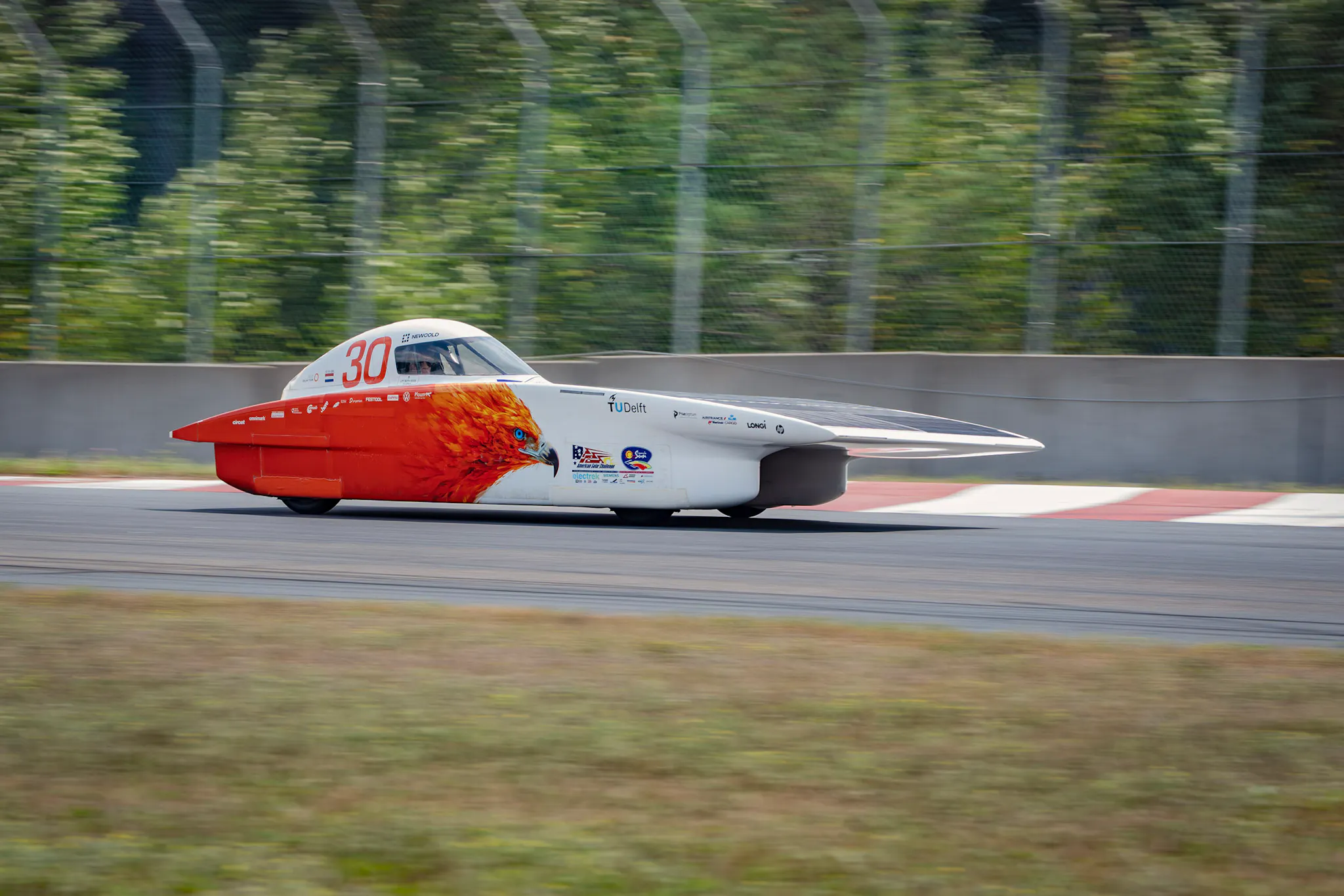 Delft Solar Team starts American Solar Challenge from second position