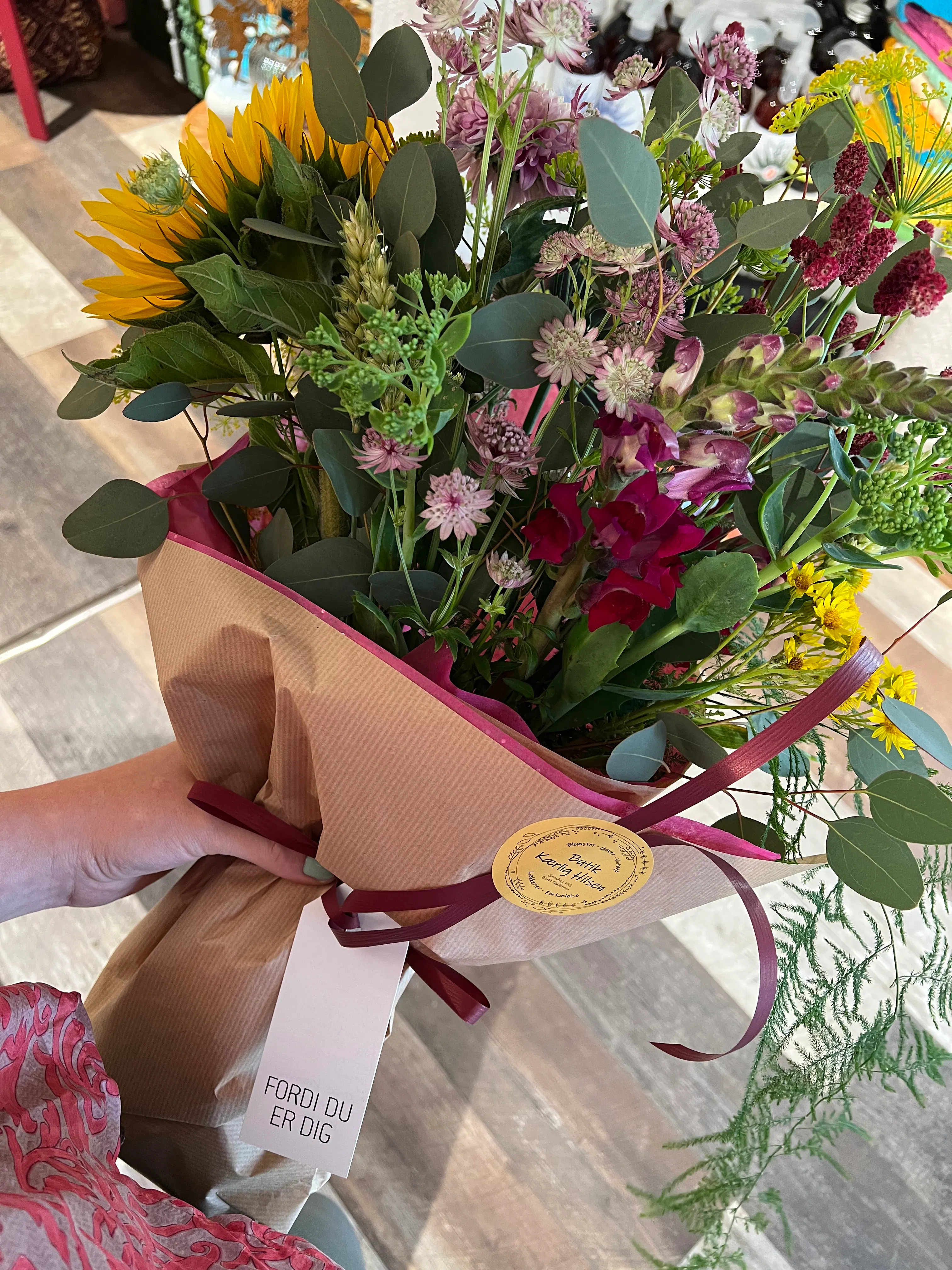 Blomster og gaveartikler