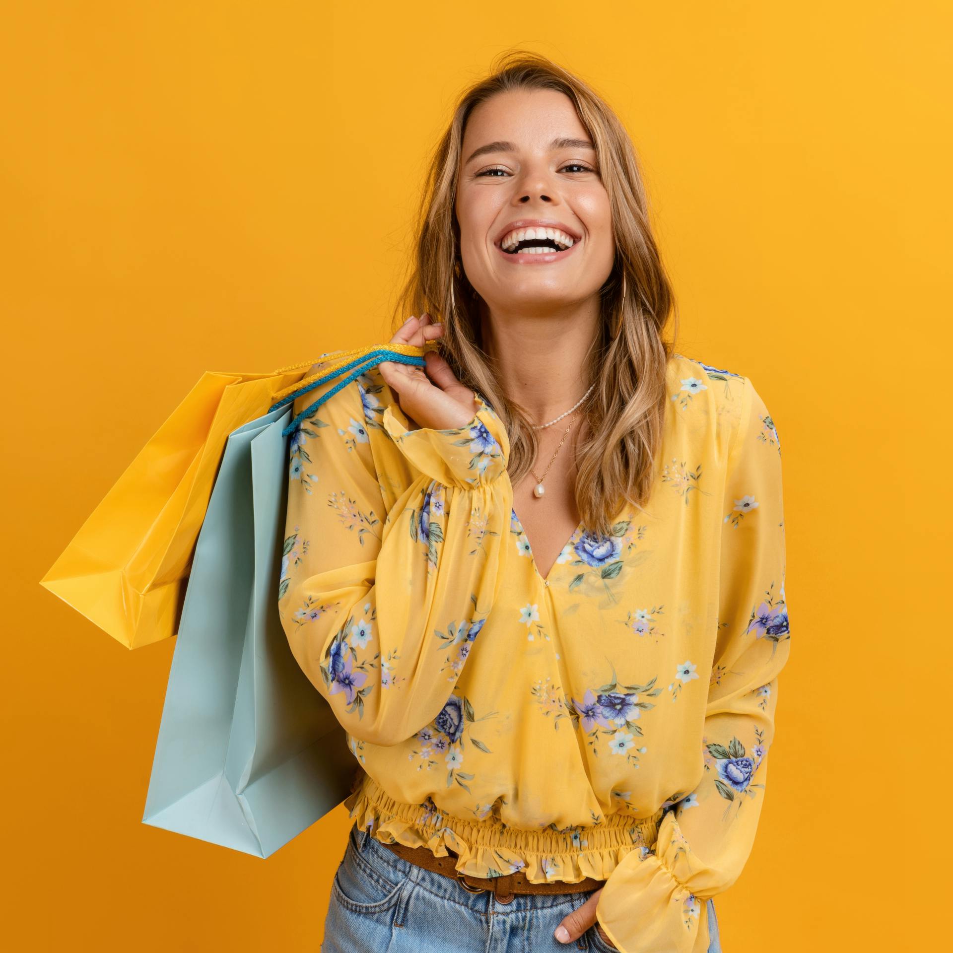 Happy Bytru Shopper