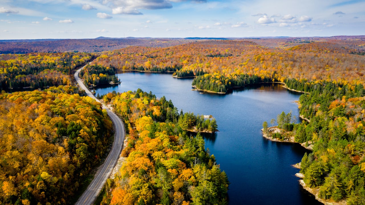 A road along a lake in Ontario, Canada 