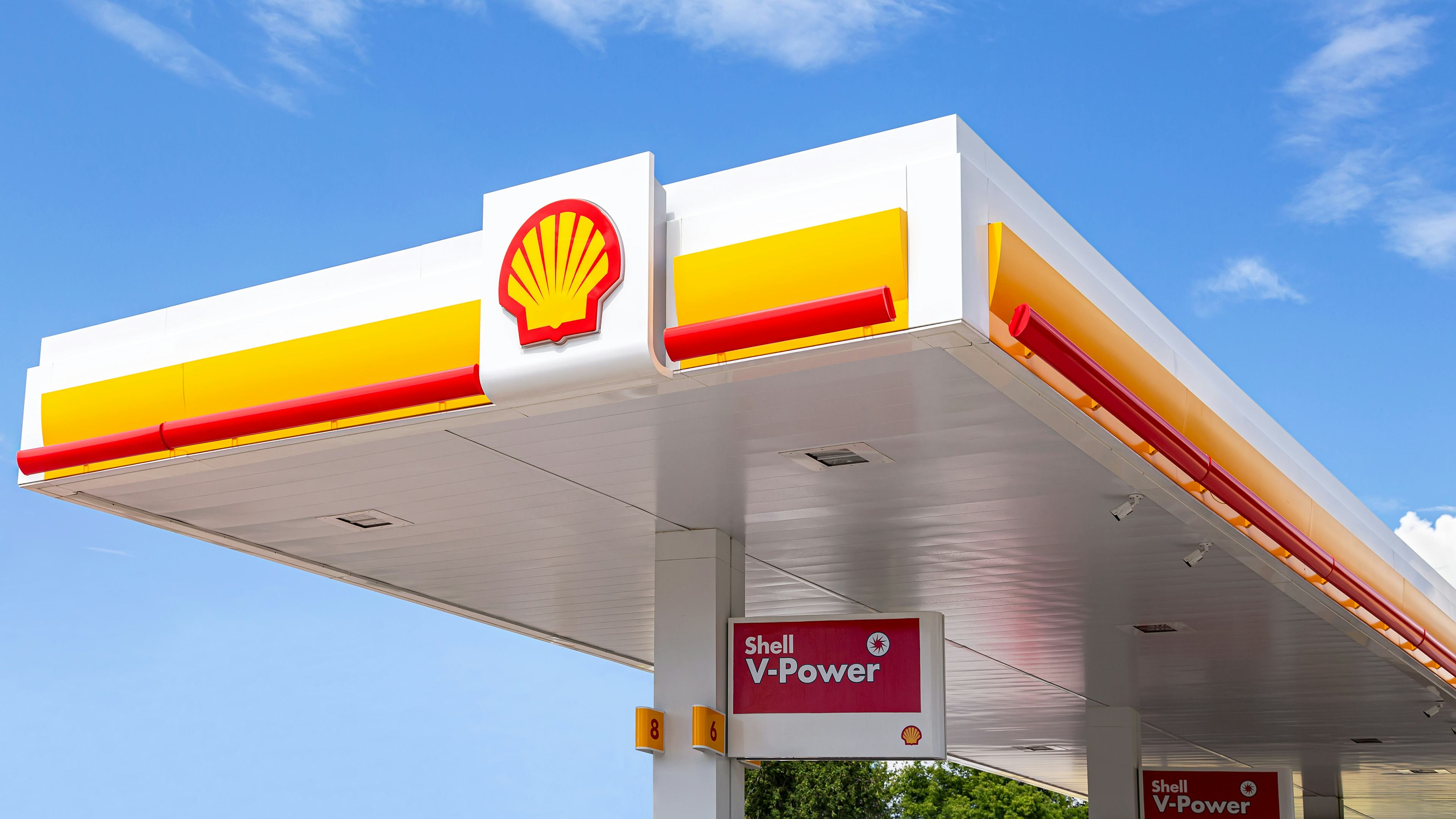 Shell gas station overhand V-Power sign