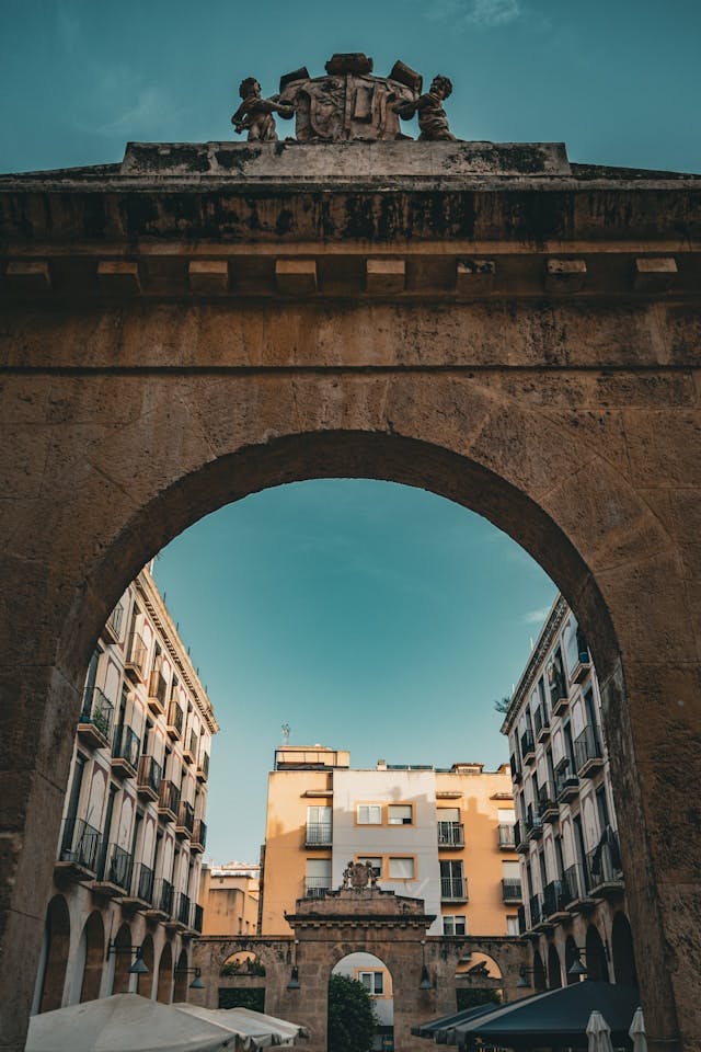 A stone arch located in Reus, Catalonia, Spain.