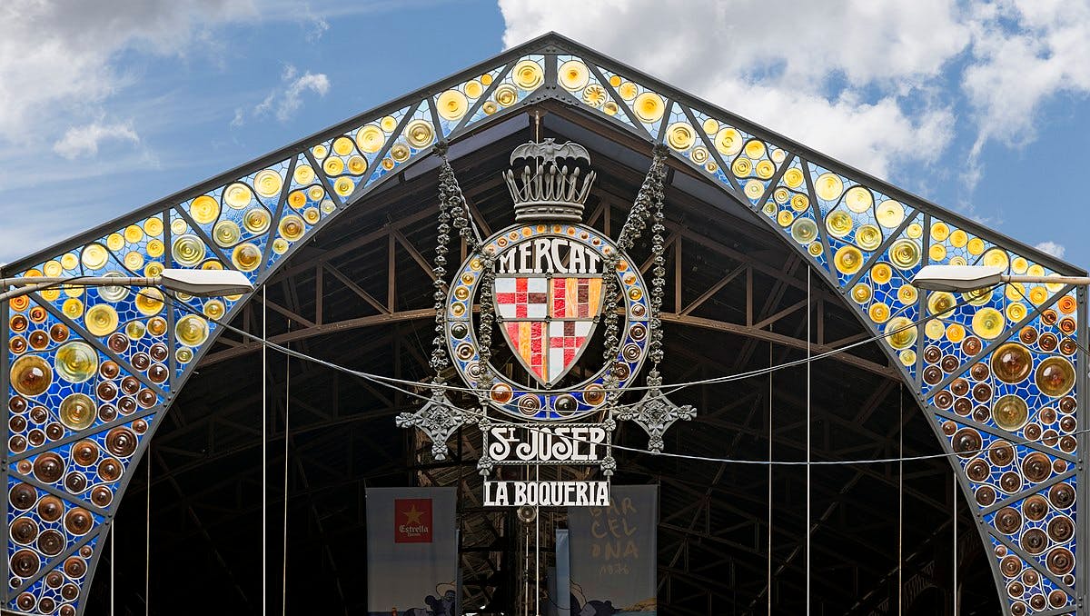 The main entrance of Mercat de la Boqueria.