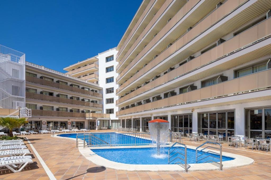 Hotel swimming pool in one of Lloret de Mar's best all-inclusive hotels.