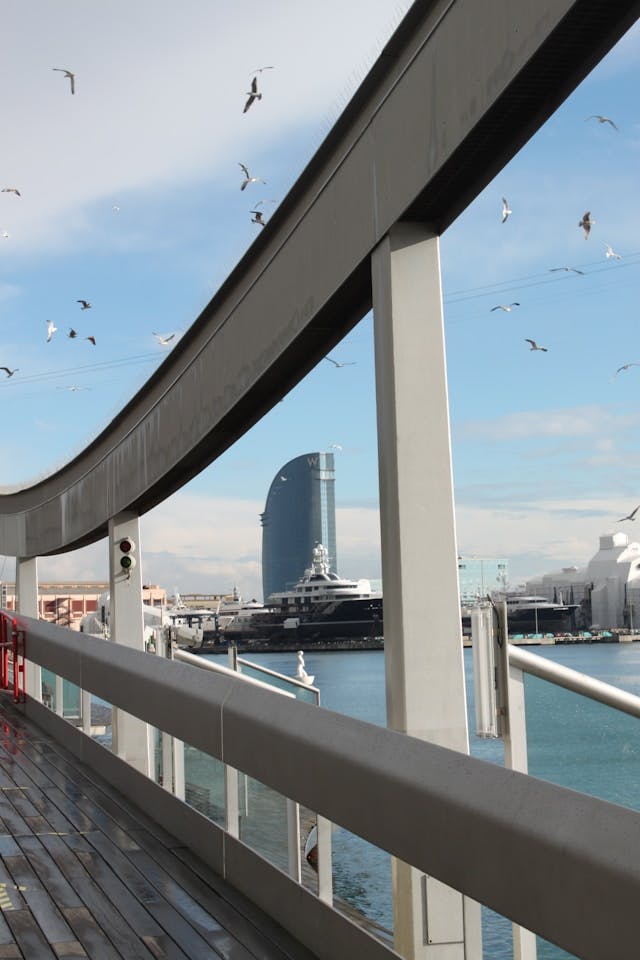 Vue du Port Vell à Barcelone.