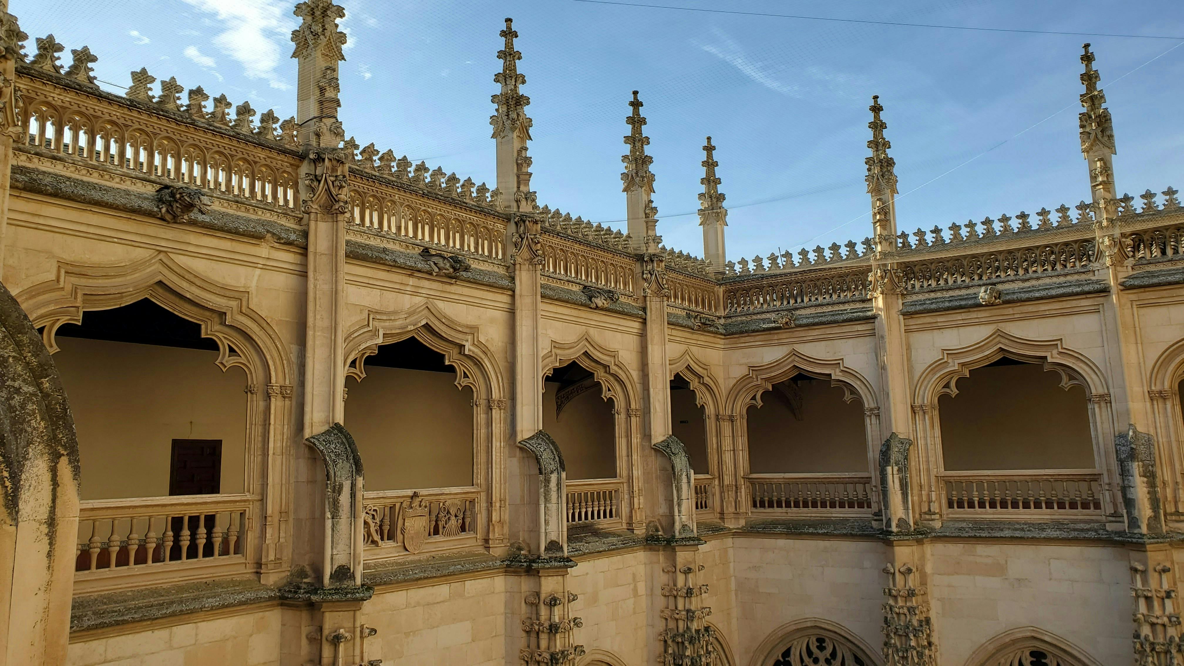 La arquitectura española se exhibe en un palacio de Toledo.